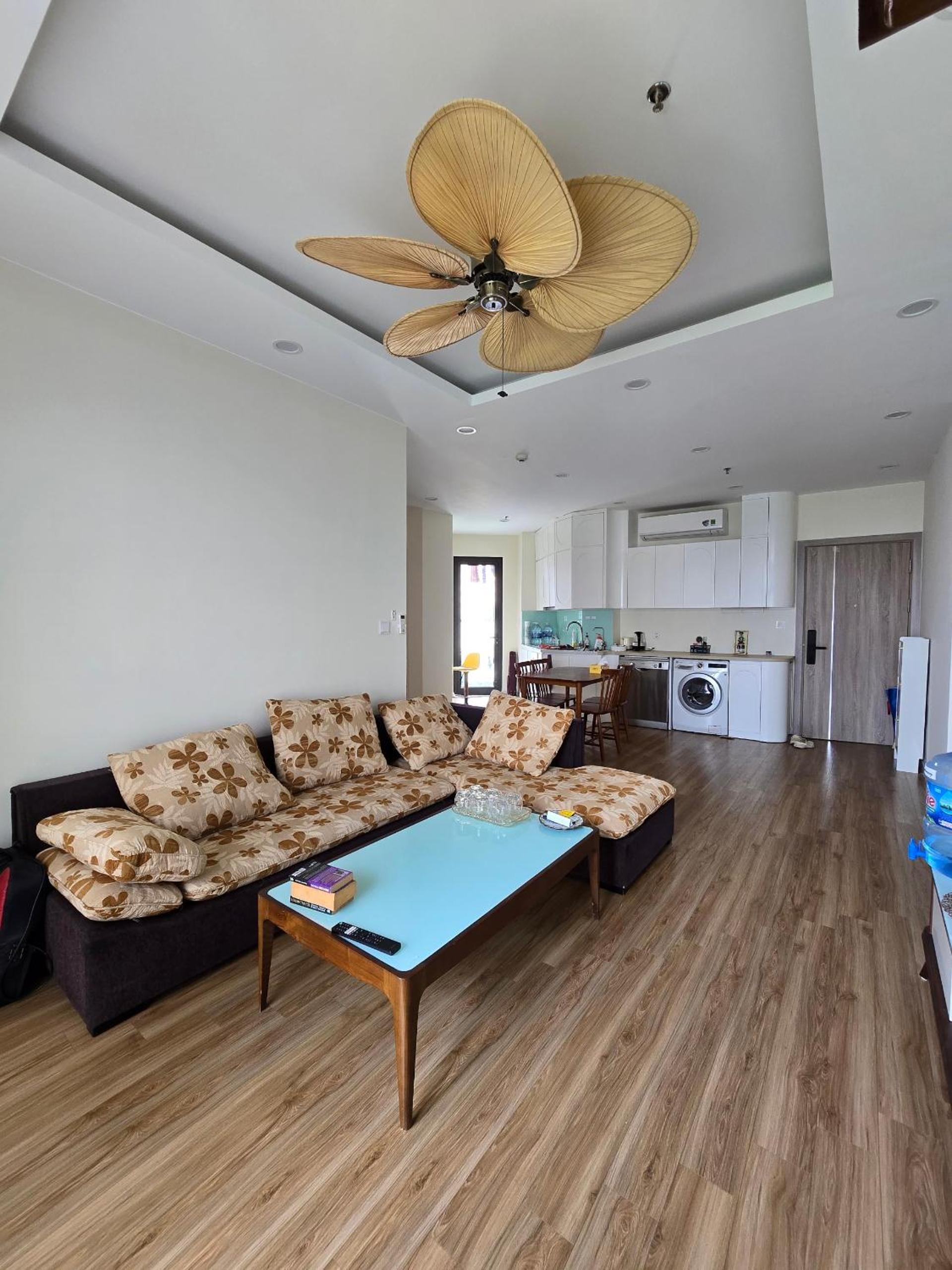 Trinity - private room with lakeview