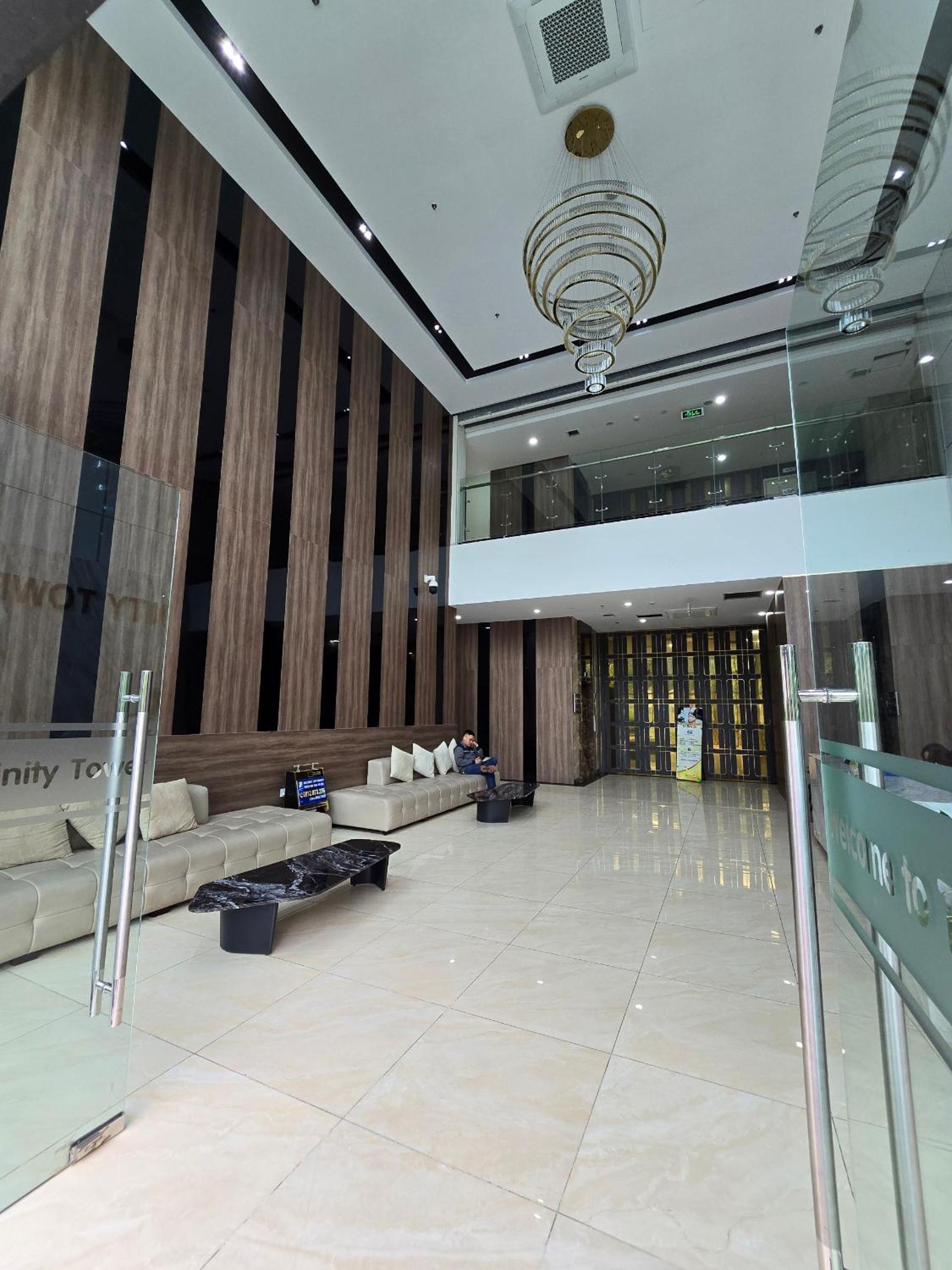 Trinity - private room with lakeview