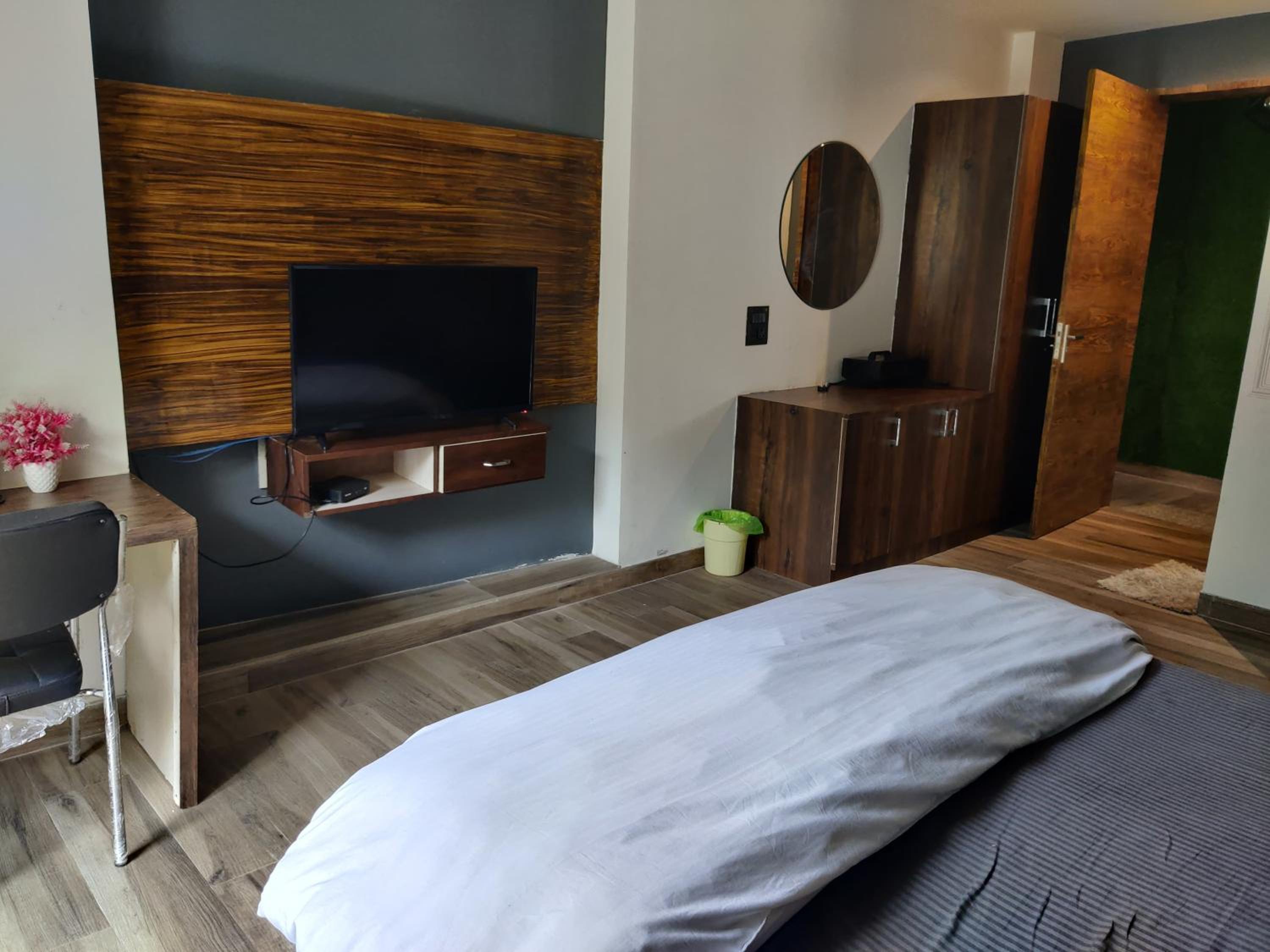 hotel room