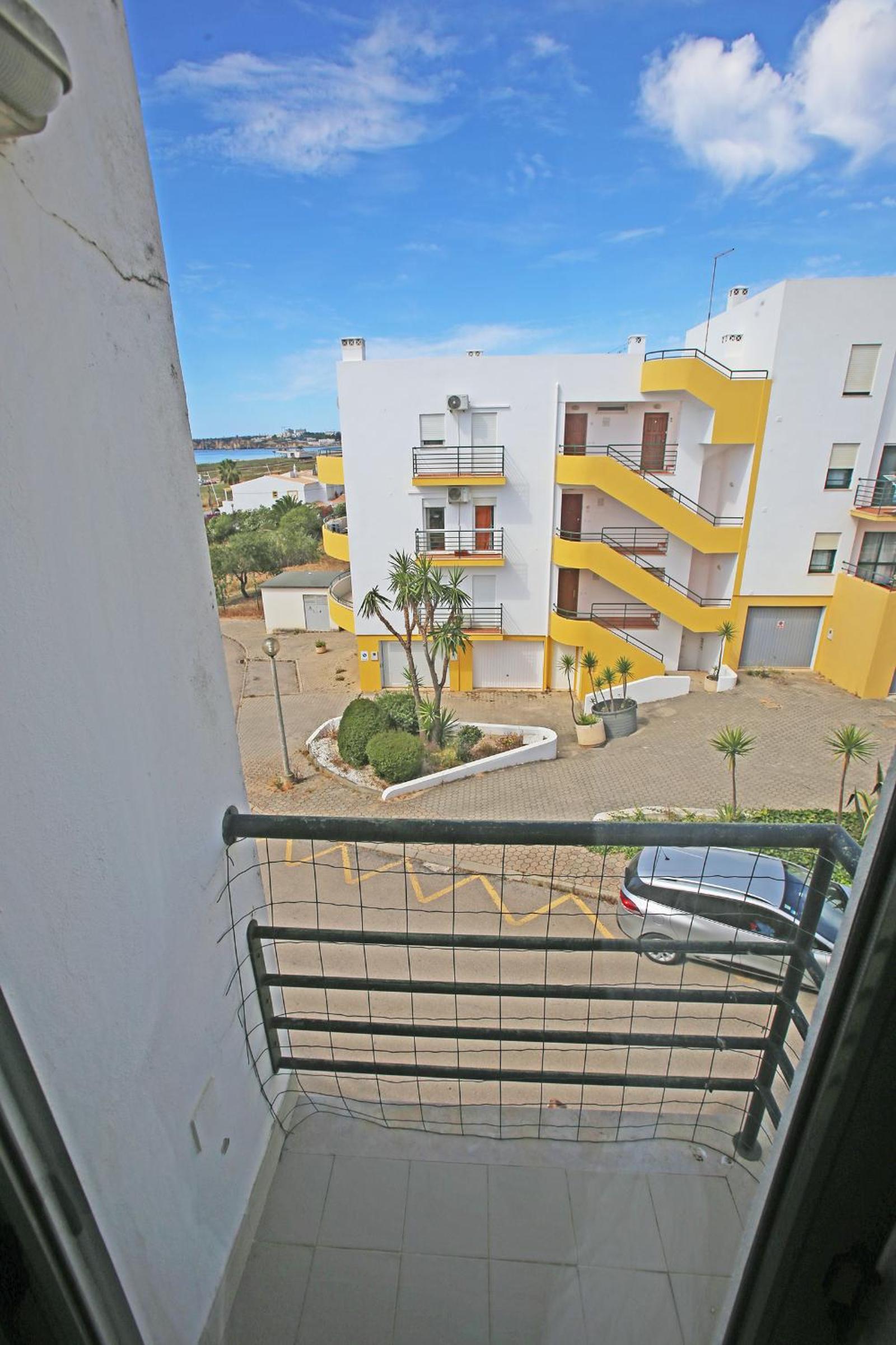 Quinta dos Pinheiros Apartments