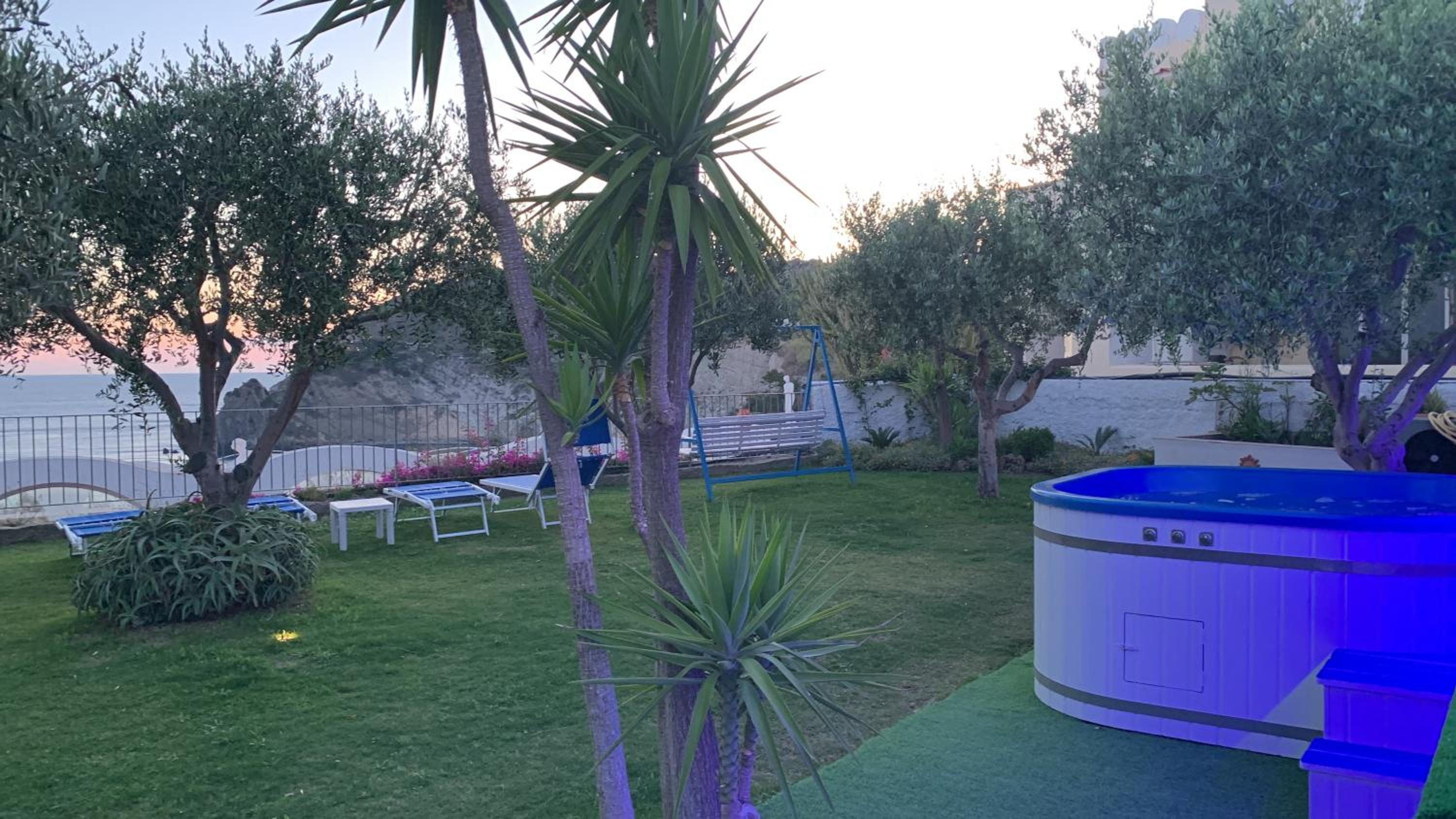 Hotel Casa Adolfo Ischia - Image 1