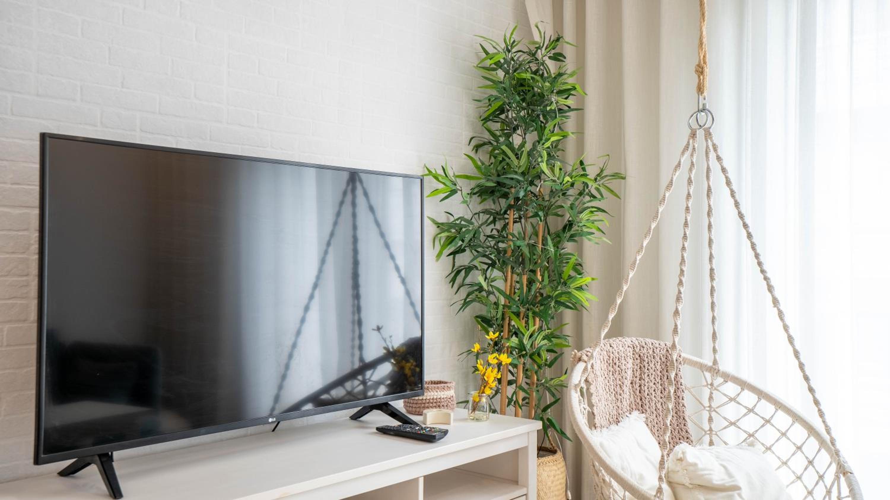 Serene 1BR Spot by LovelyStay view 5