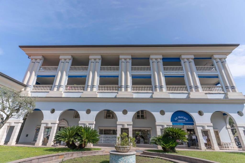 Vista Lago 180 vicino Terme di Sirmione photo 3