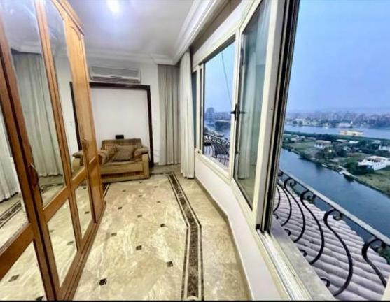 Amazing Duplex With Nile view