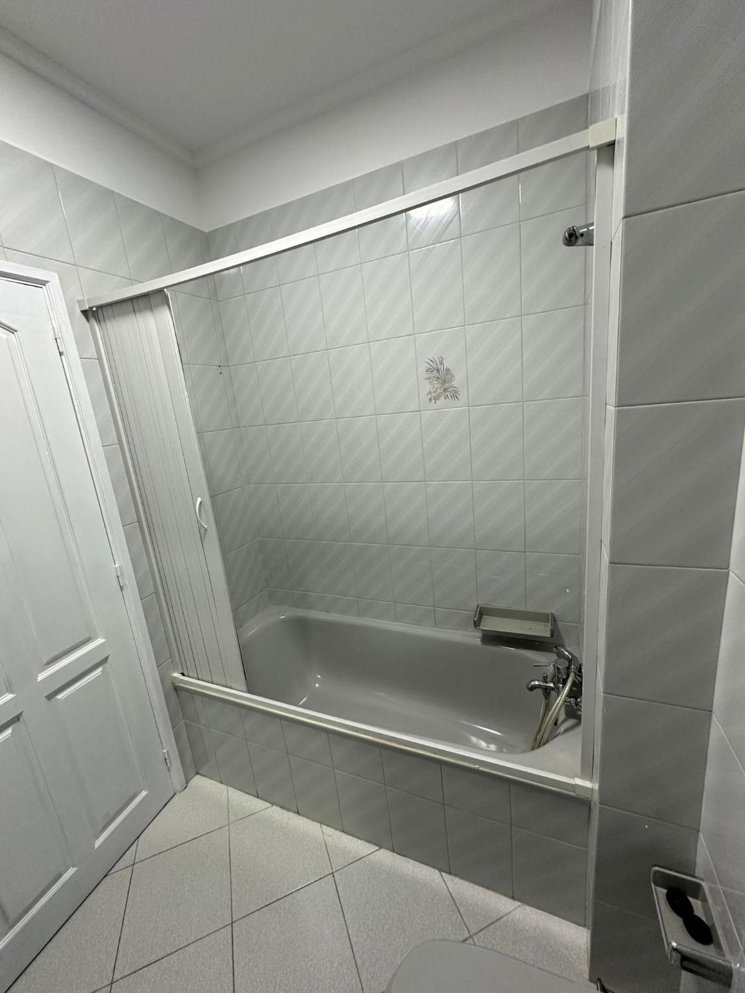 apartamento da marginal en Esposende — bathroom