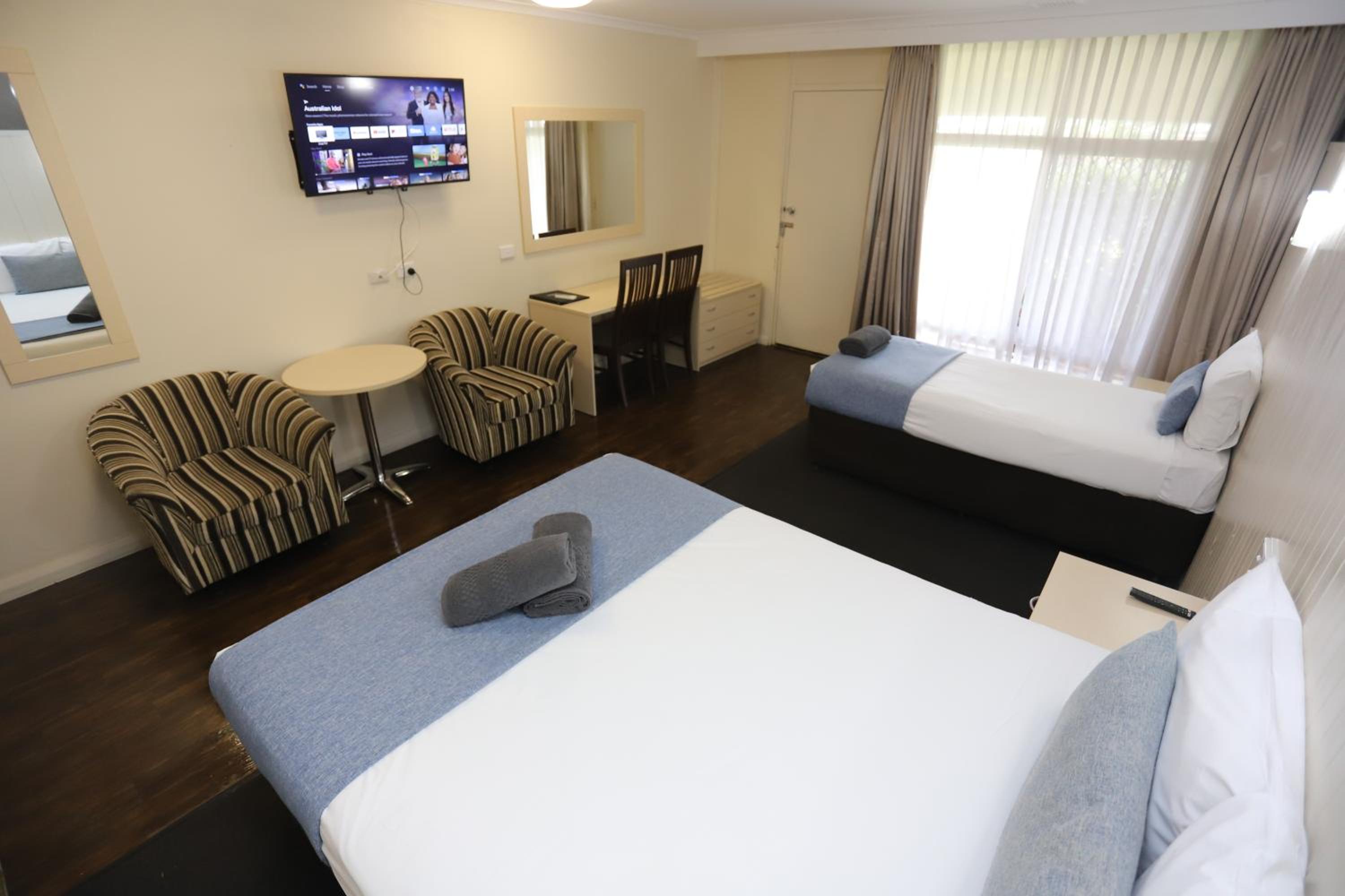 Sleepy Hill Motor Inn