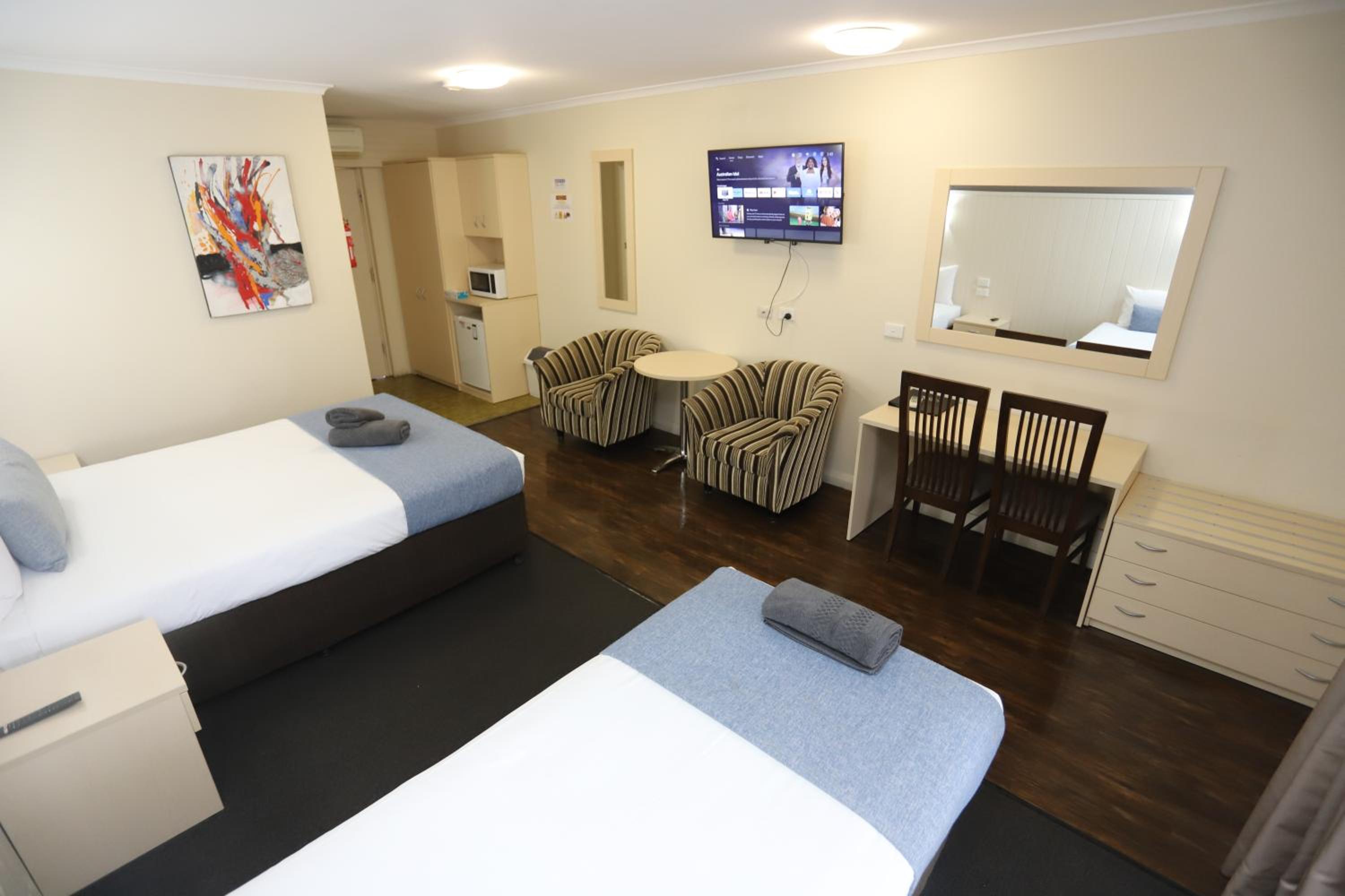 Sleepy Hill Motor Inn
