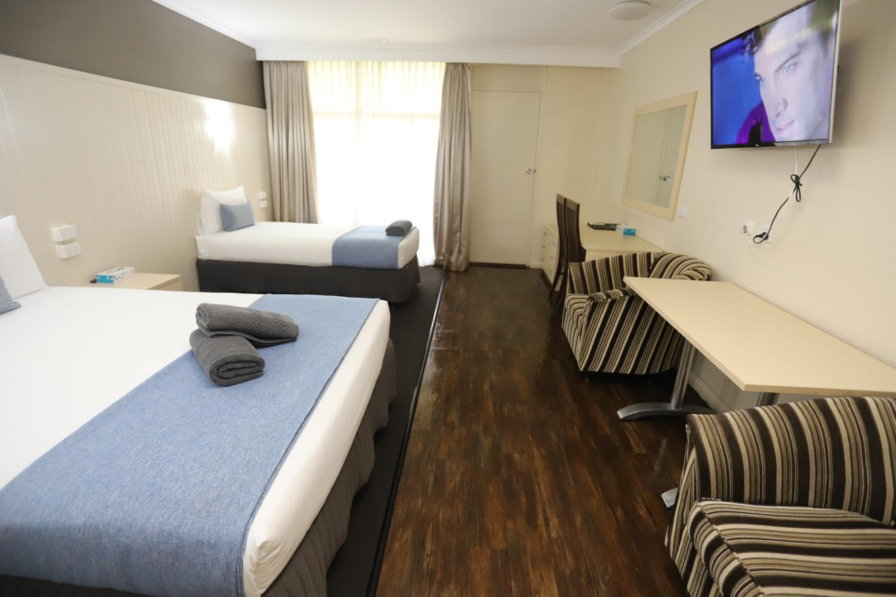 Sleepy Hill Motor Inn