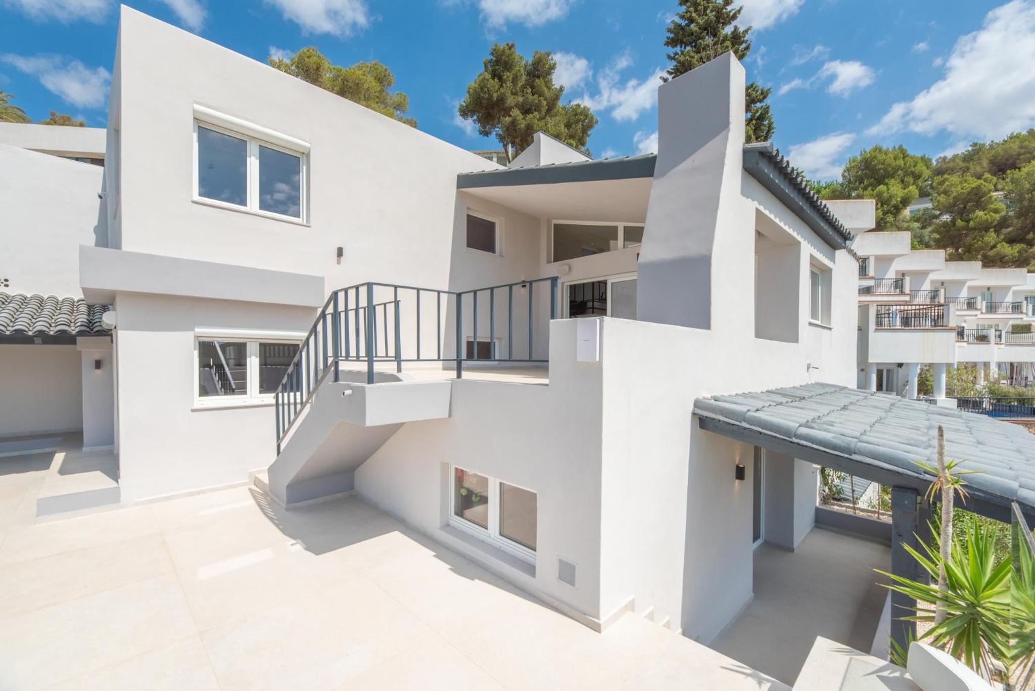 Casa Nonno - Modern villa with sea view near town view 3
