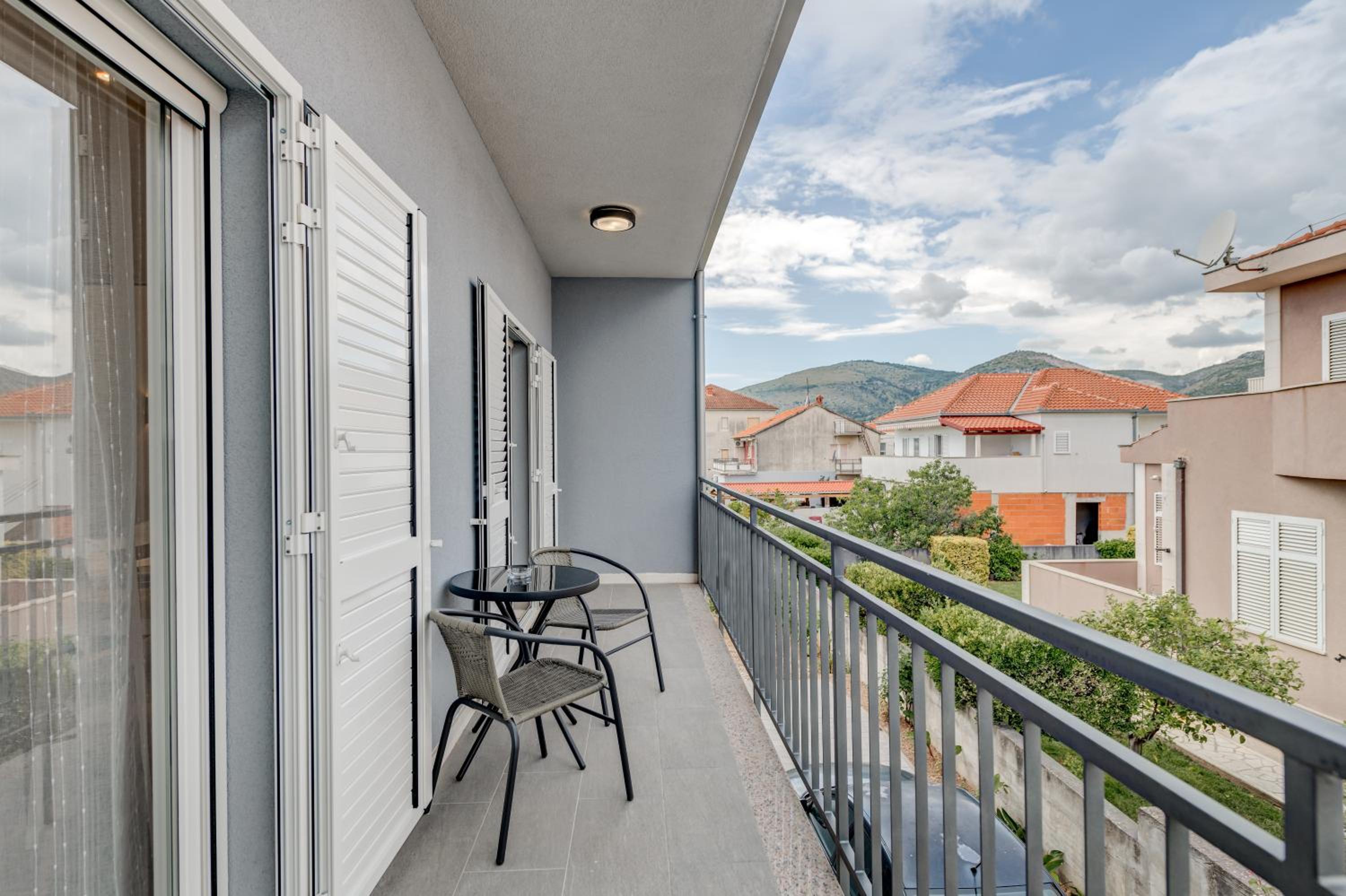 Apartments in Trogir photo 2