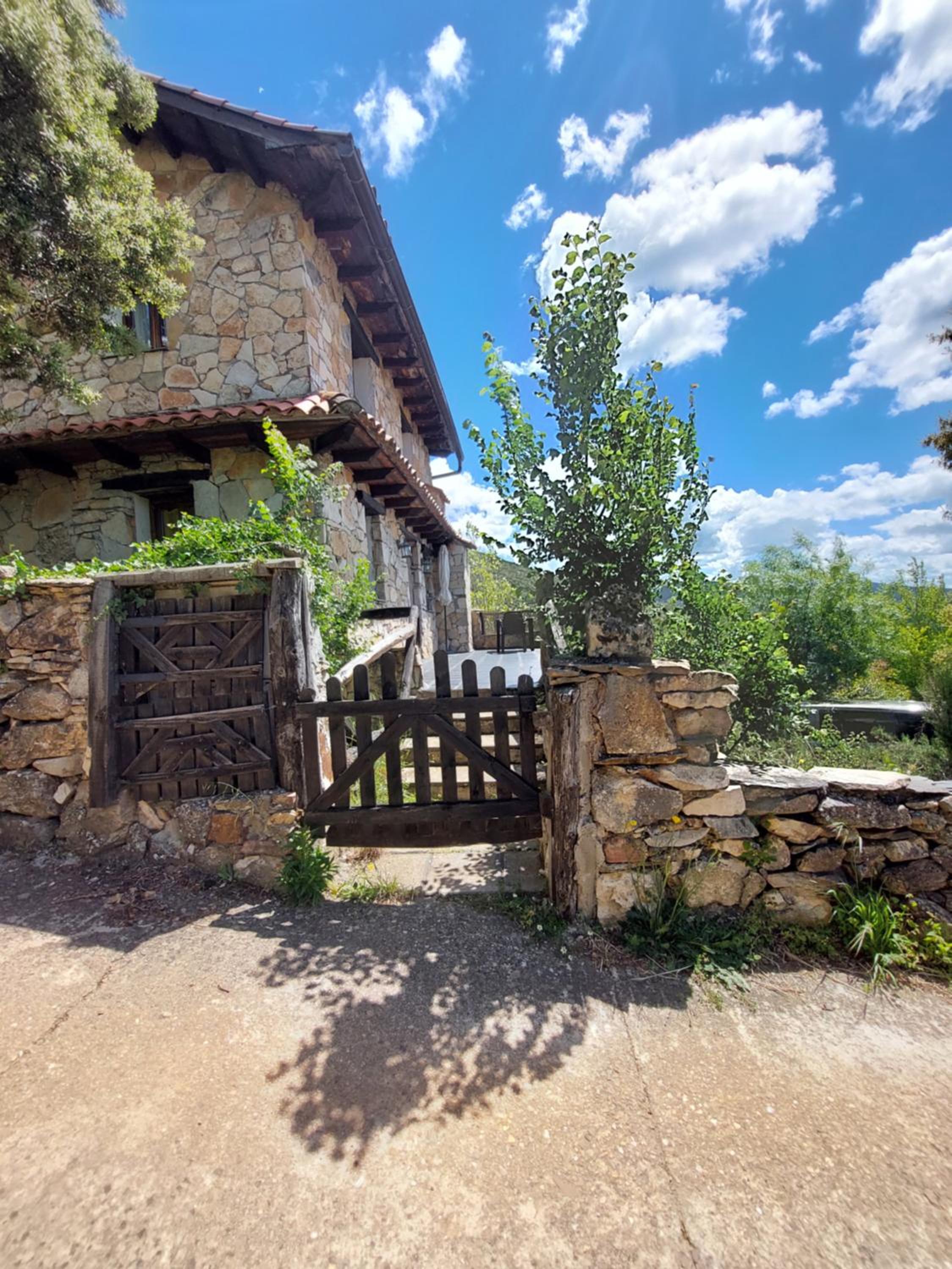 Las Peonías Casa Rural