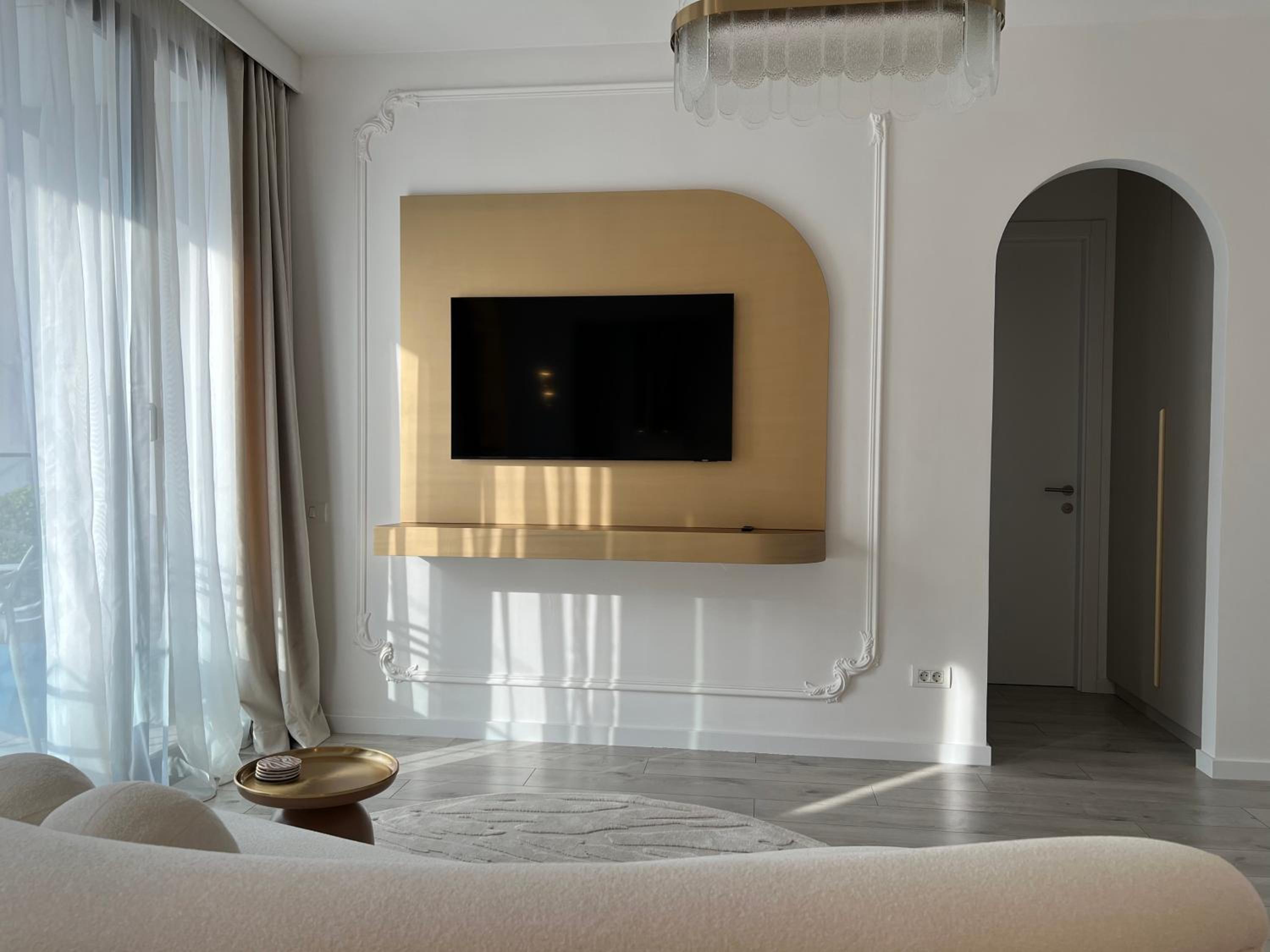 Harmony Property WIN HERASTRAU