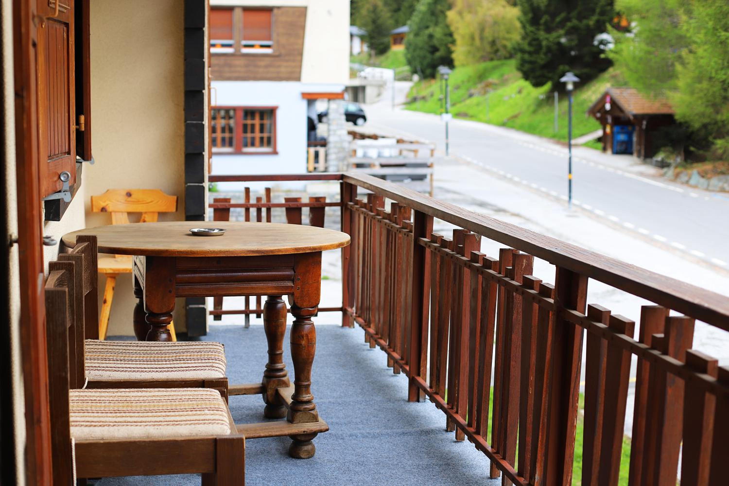 Cosy studio for 4 near ski lift, CRETES B24