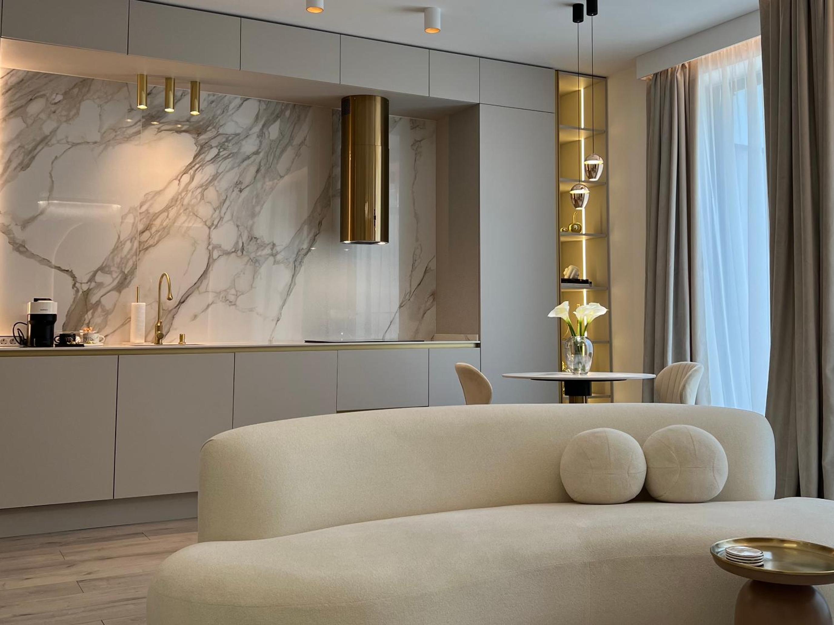 Harmony Property WIN HERASTRAU