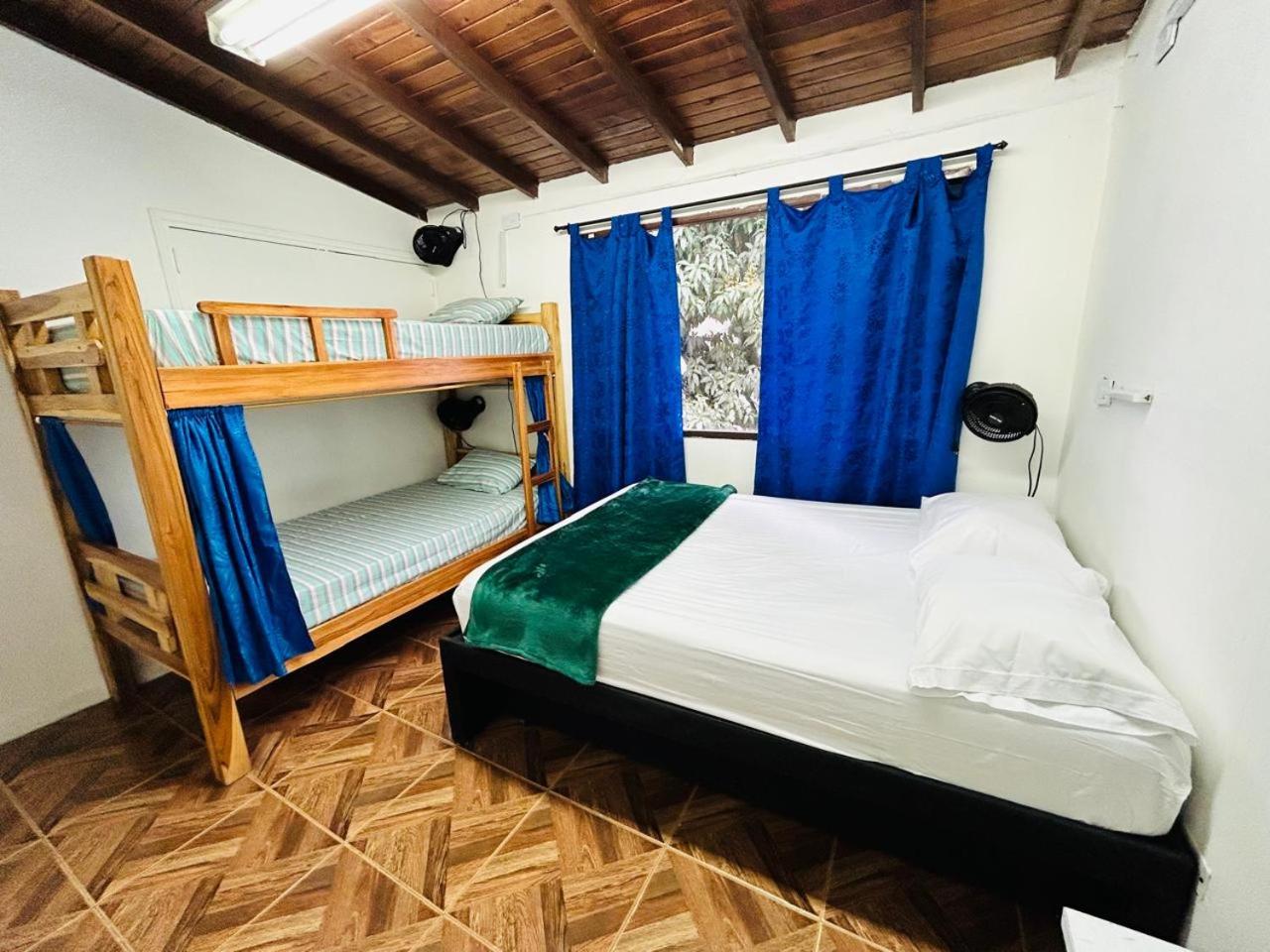 Blue Coast Hostal