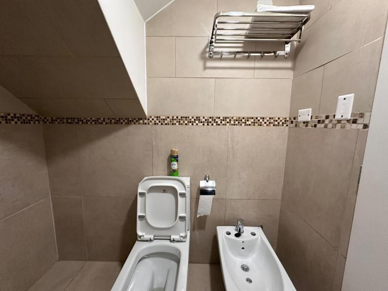 Aunaisin - Apartamentos 9 de julio 52