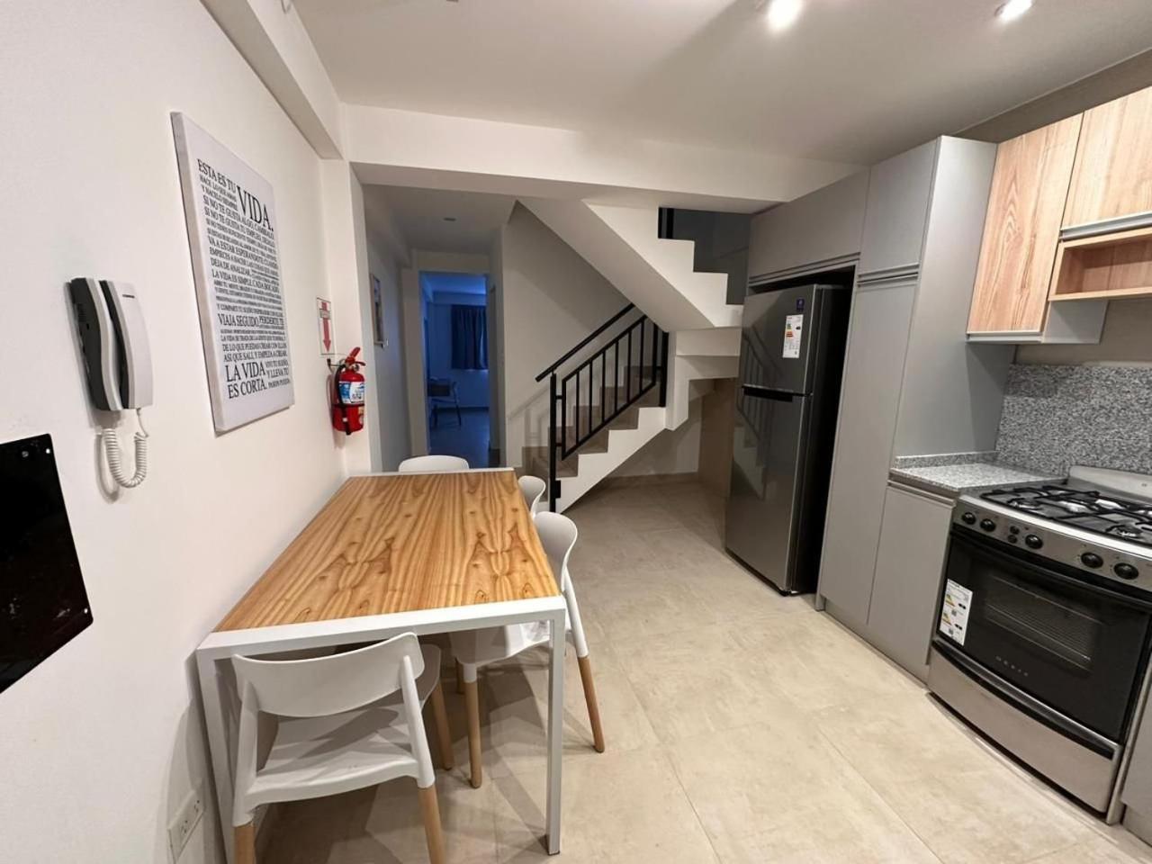 Aunaisin - Apartamentos 9 de julio 52