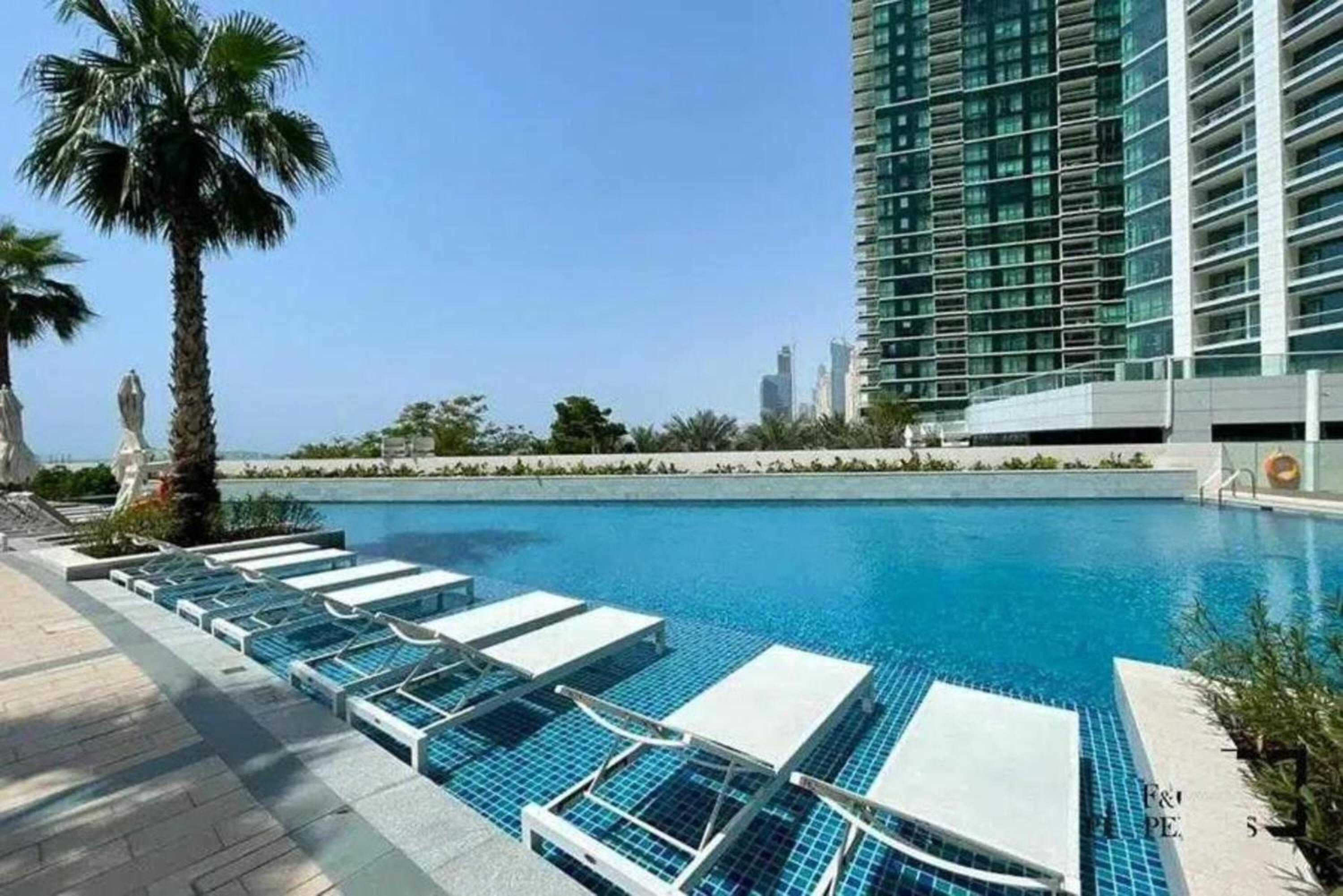 Maison Privee - Luxury Living w/ Superb Sea Views in Address JBR