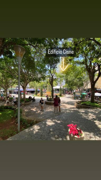 Apto estúdio na praça central