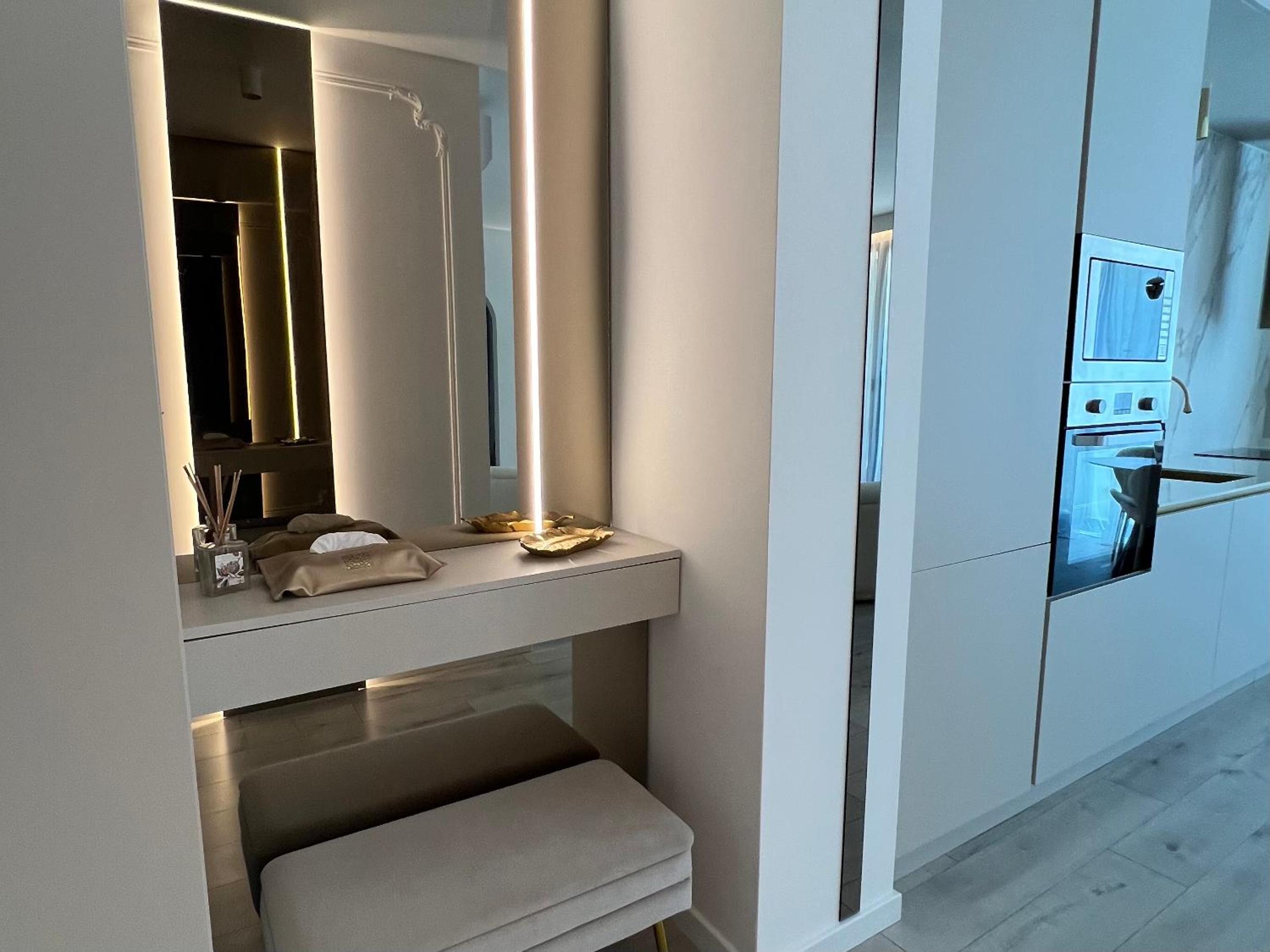 Harmony Property WIN HERASTRAU