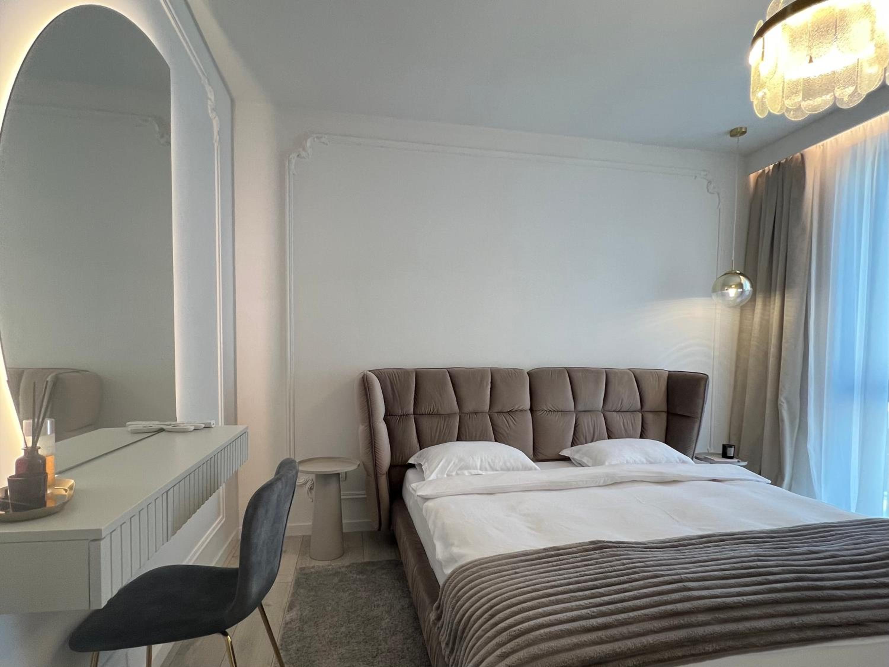Harmony Property WIN HERASTRAU