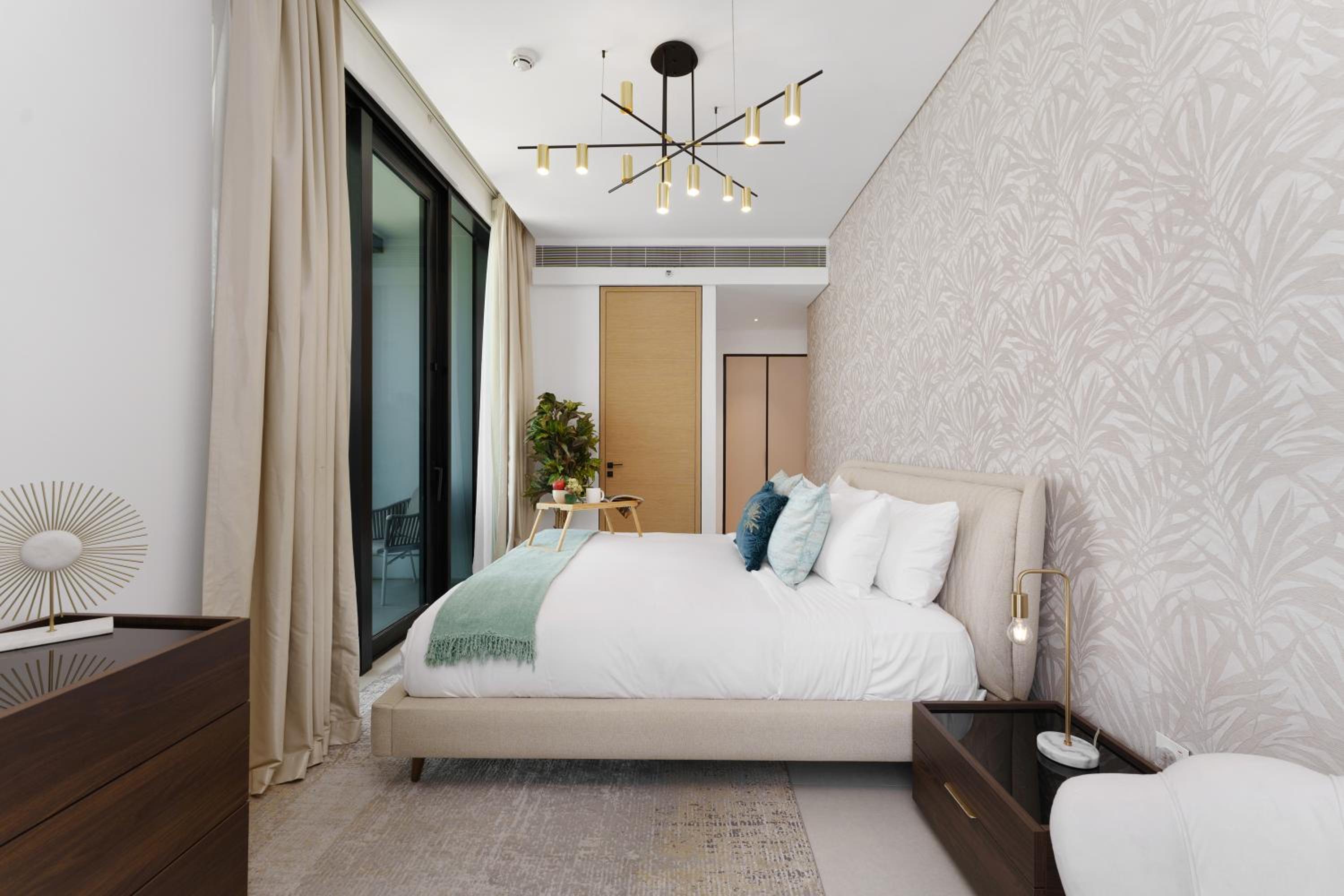 Maison Privee - Luxury Living w/ Superb Sea Views in Address JBR