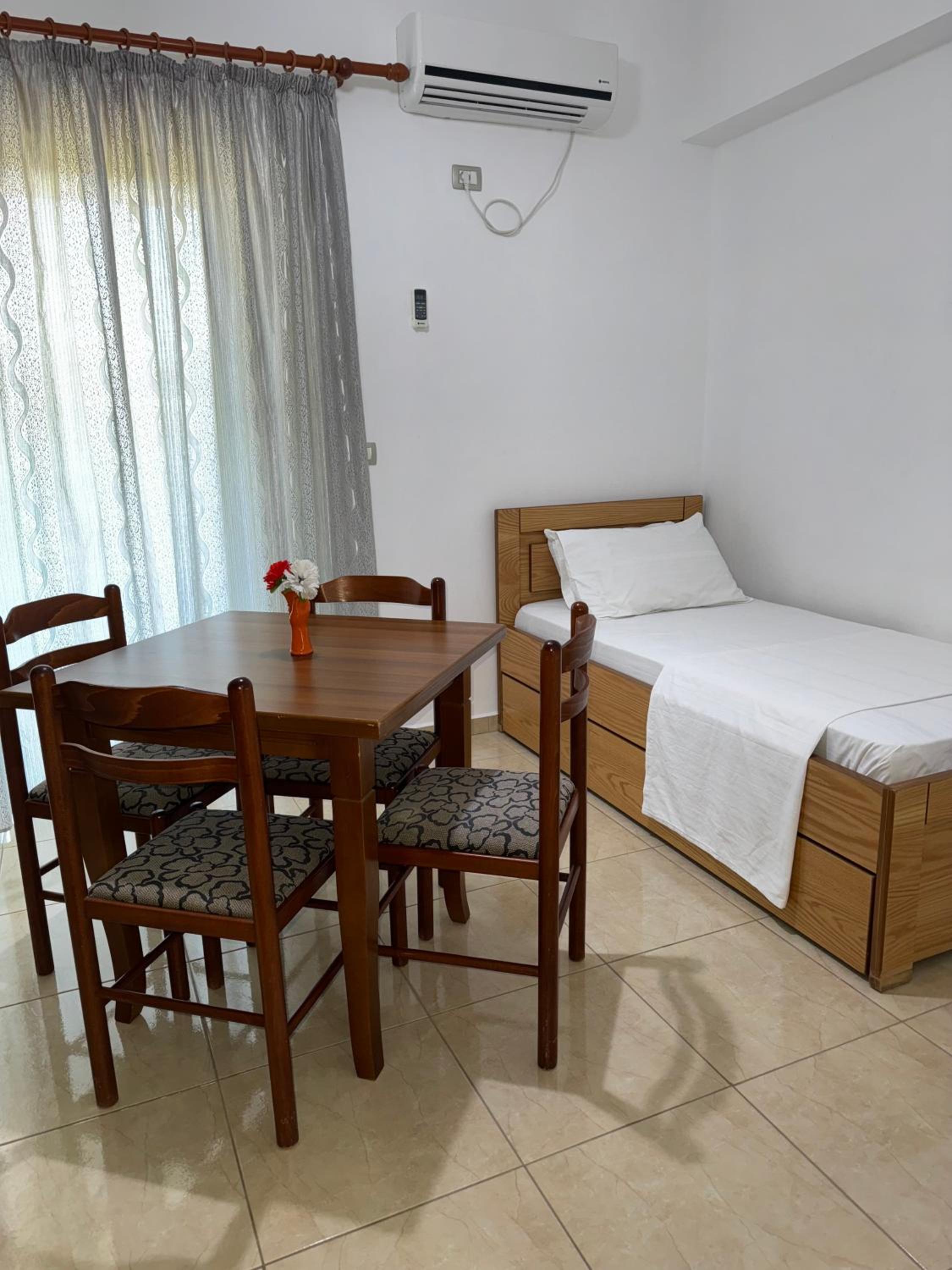 Aleksander ApartHotel