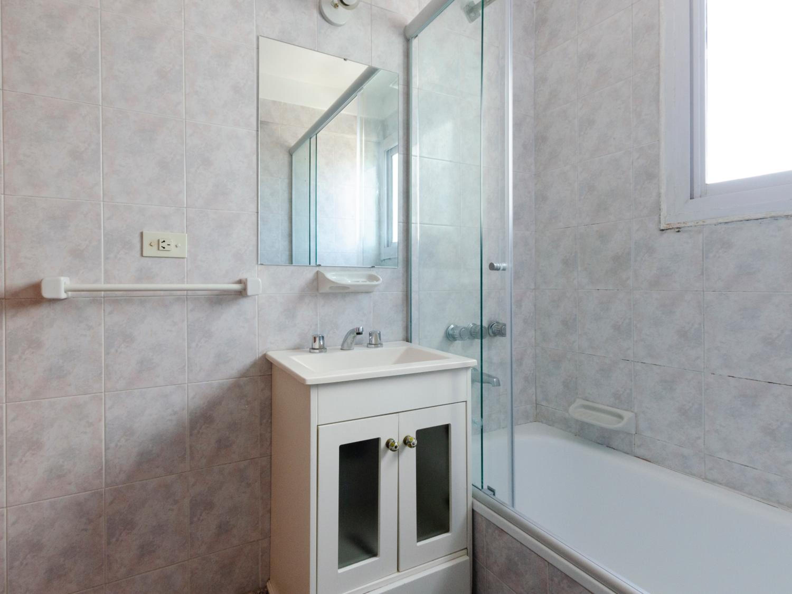 Nuoma Arenales - Piso alto, 2 guests, full equipado