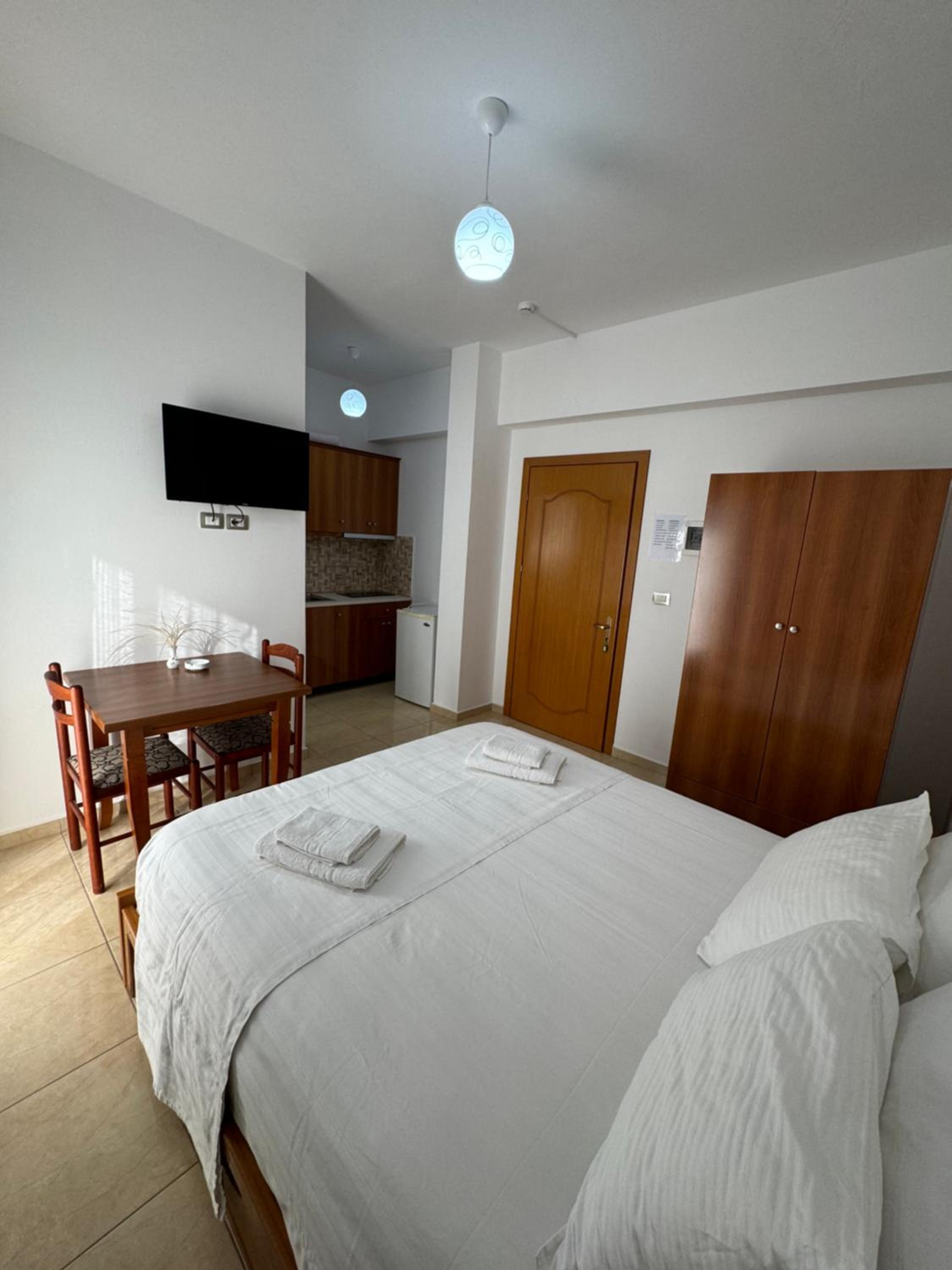 Aleksander ApartHotel
