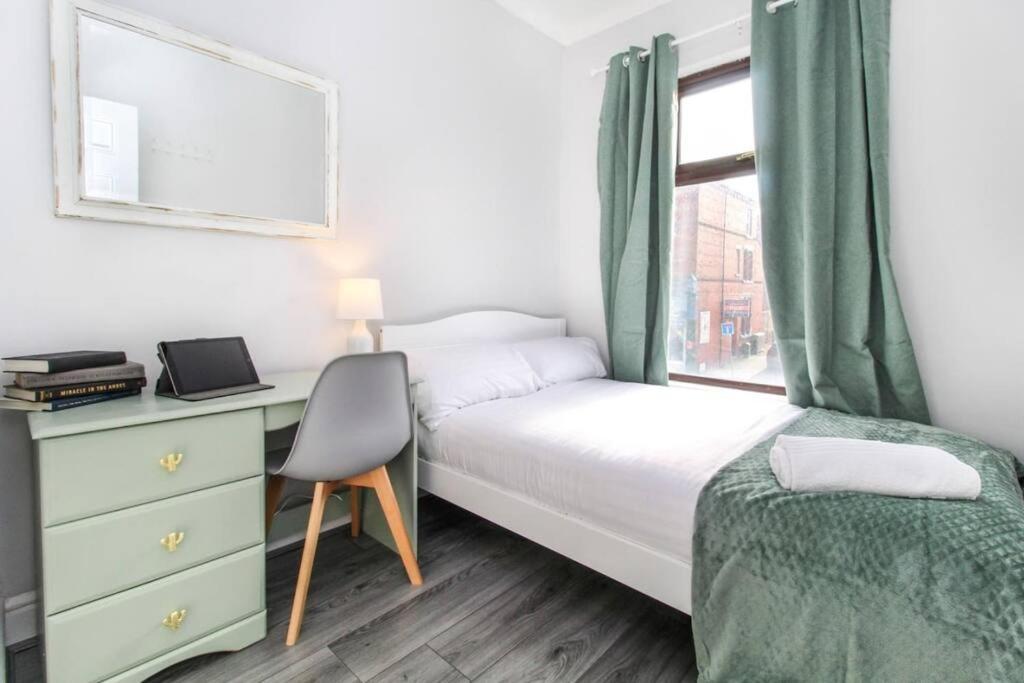 Family Getaway, Pet-Friendly & Near City Center view 2