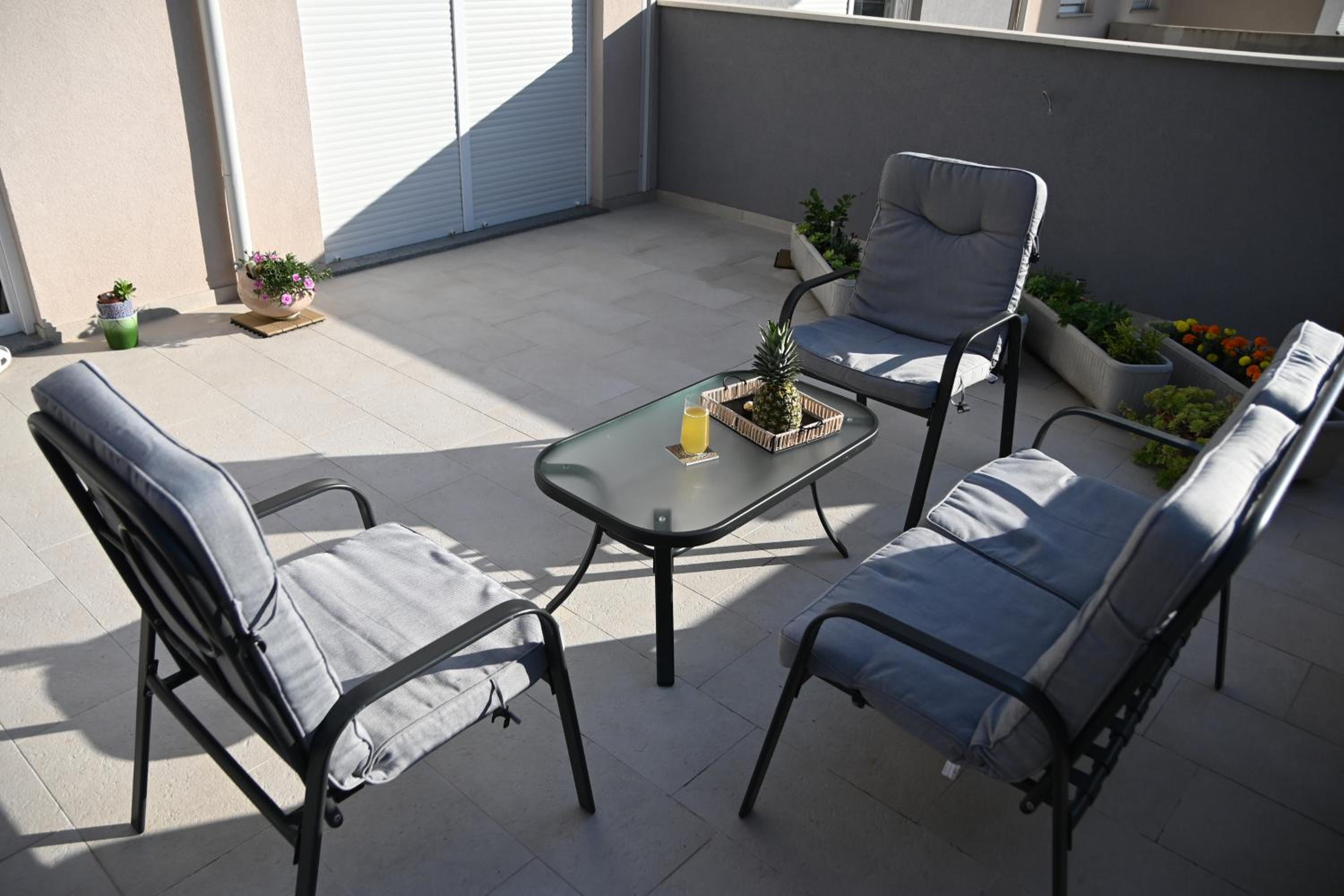 balance & terrace