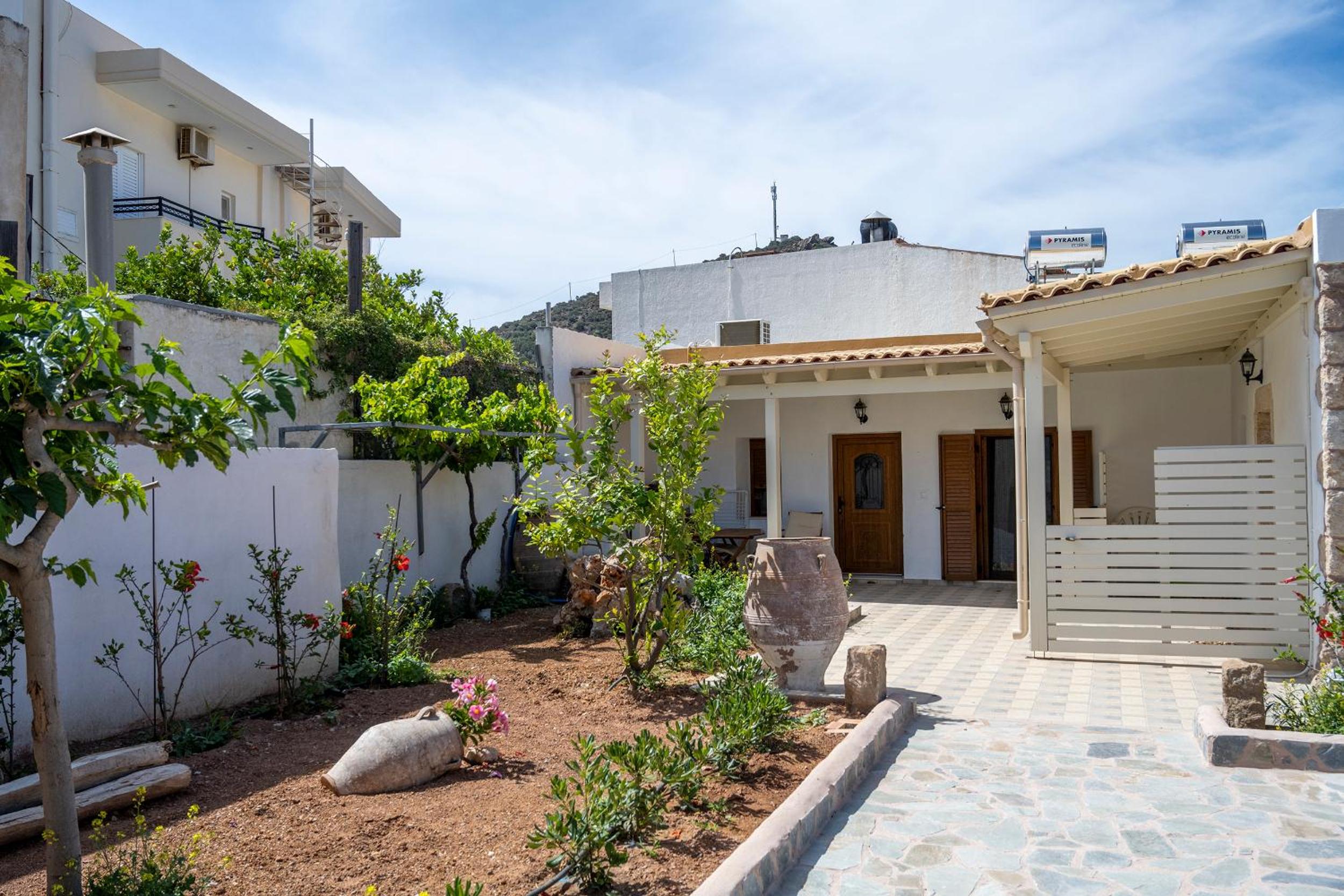 Amalthea House 2