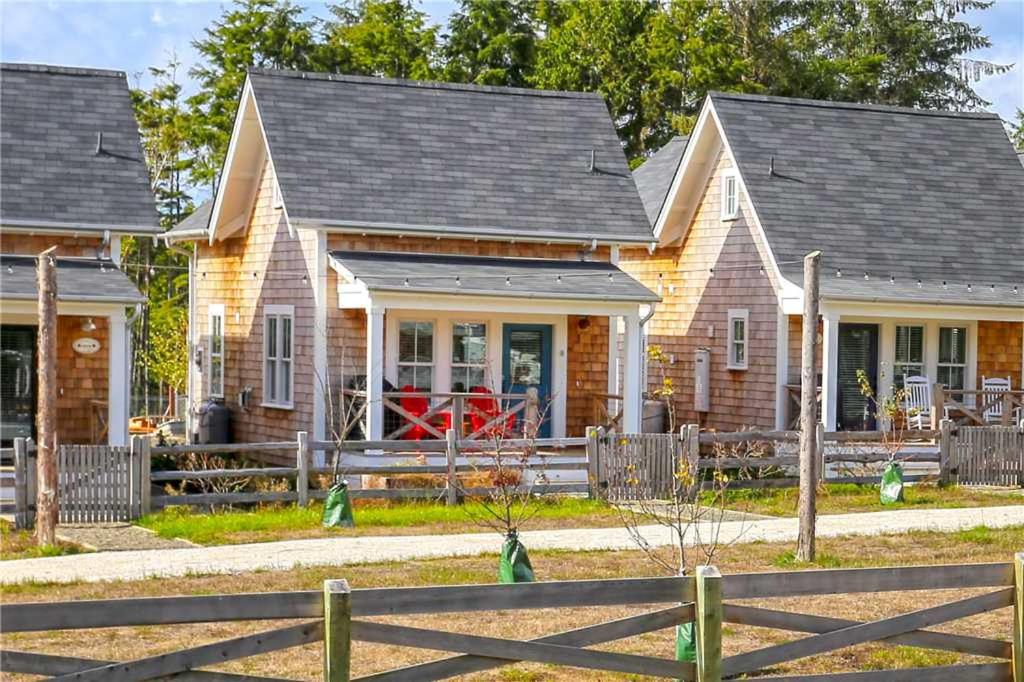 The Chicken Coop by Seabrook Hospitality view 4