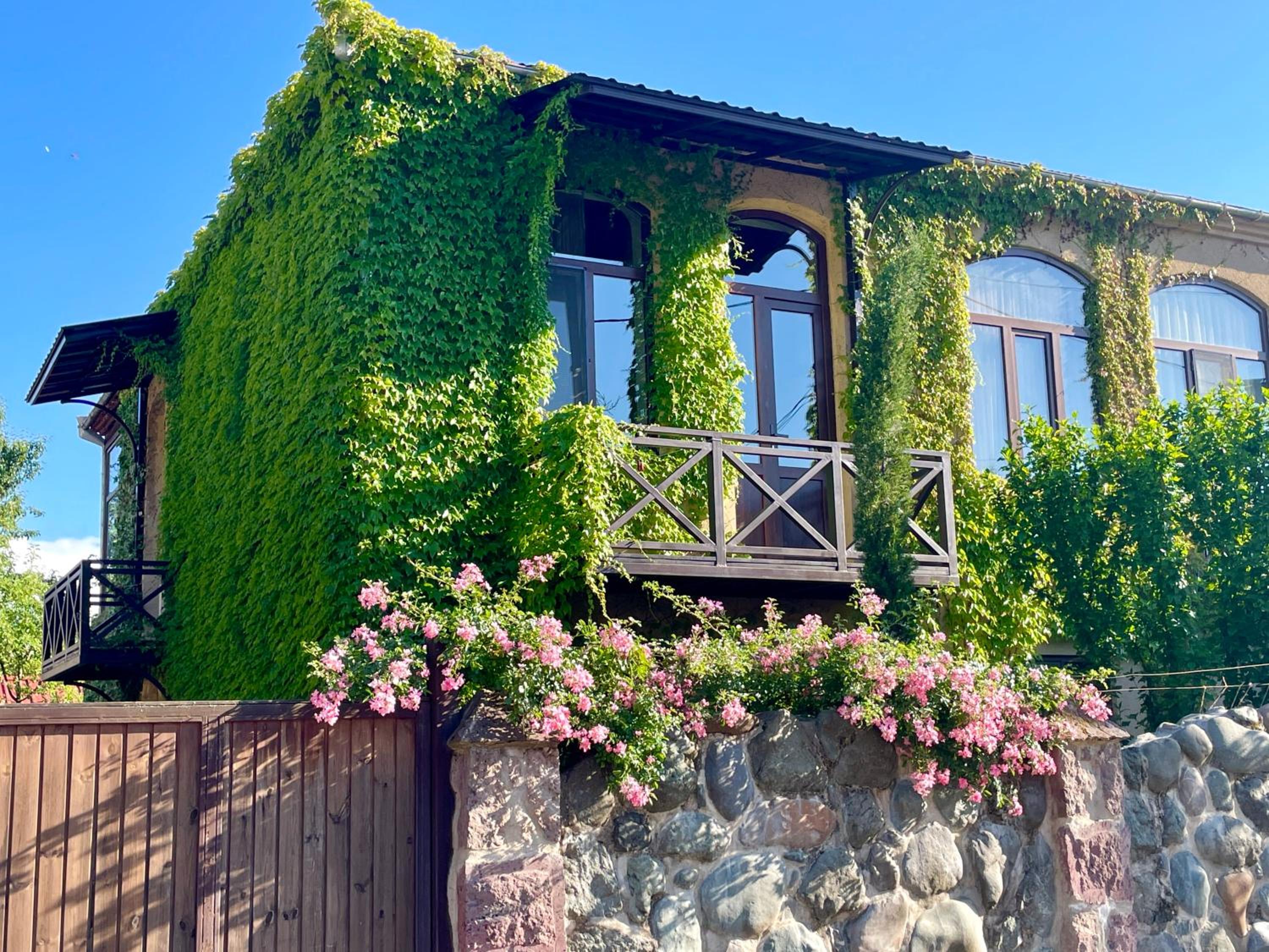 Guesthouse Edena
