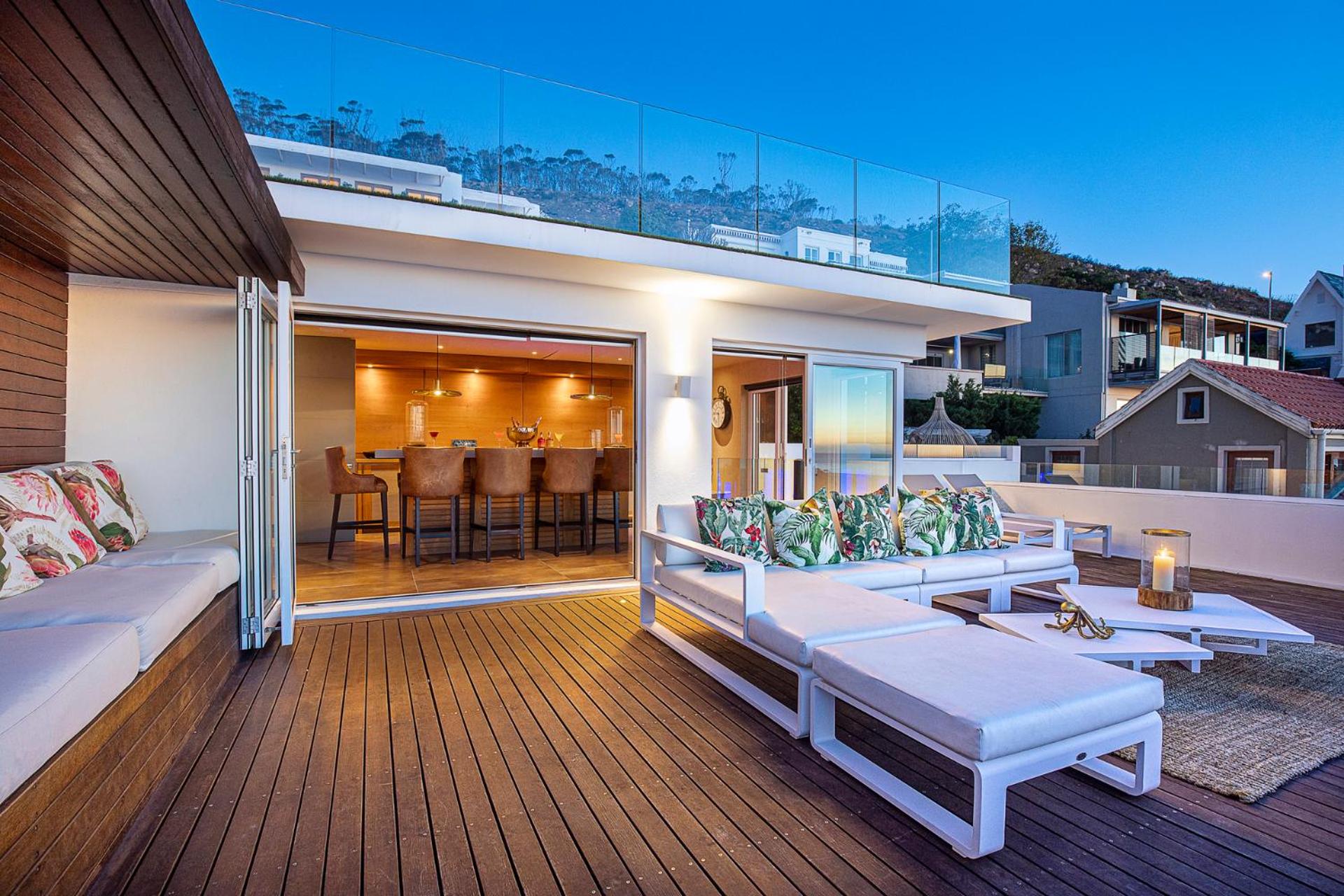 Clifton YOLO Spaces - Clifton Private Beach Villa view 2