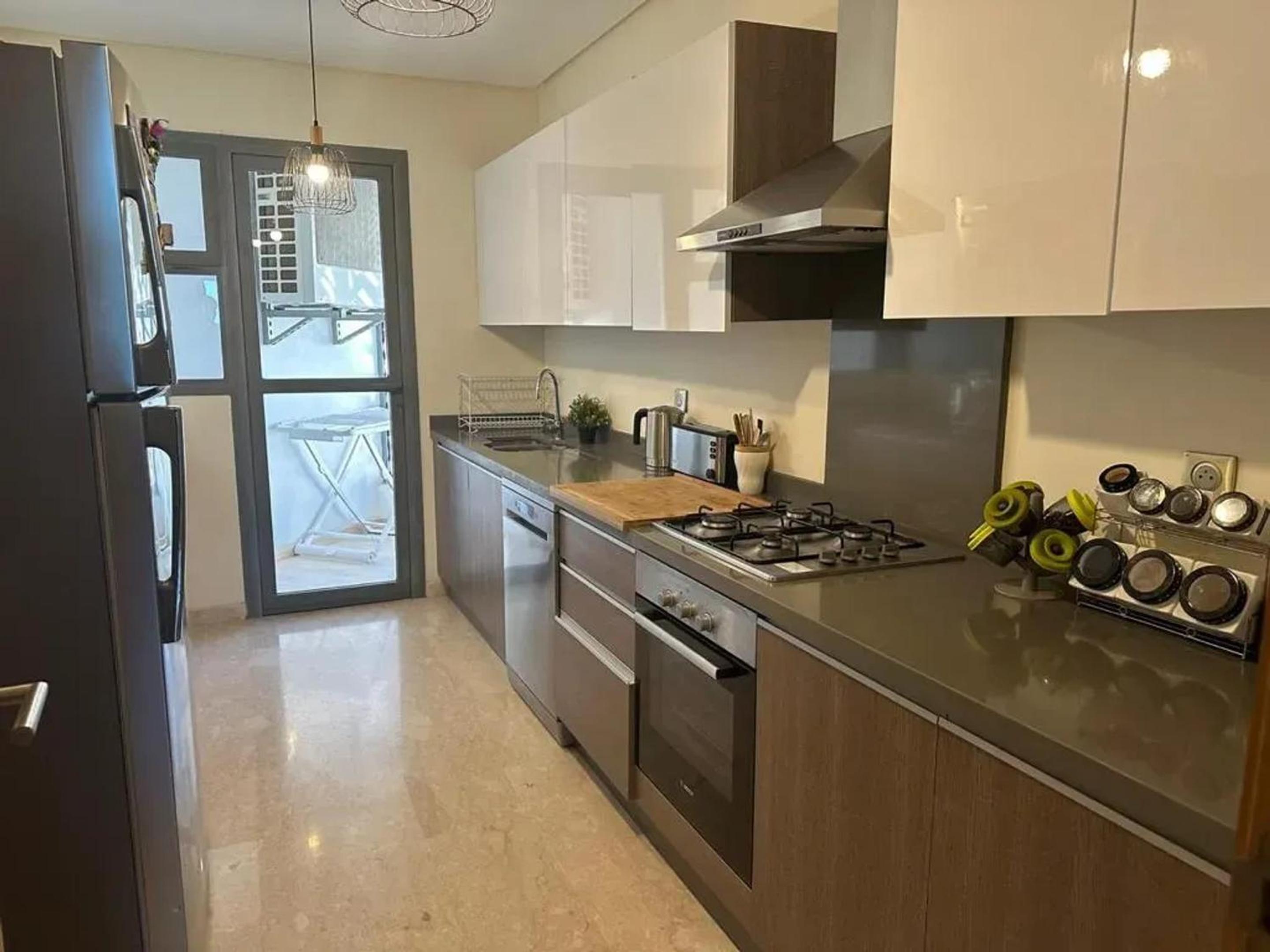 Spacious Apartment in Casablanca with Stunning Sea View photo 3