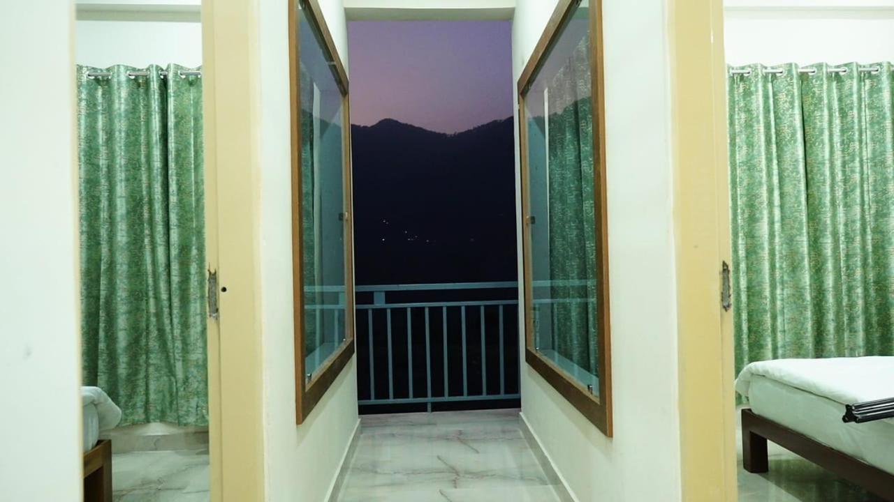 HOTEL POLL STAR Inn view 3