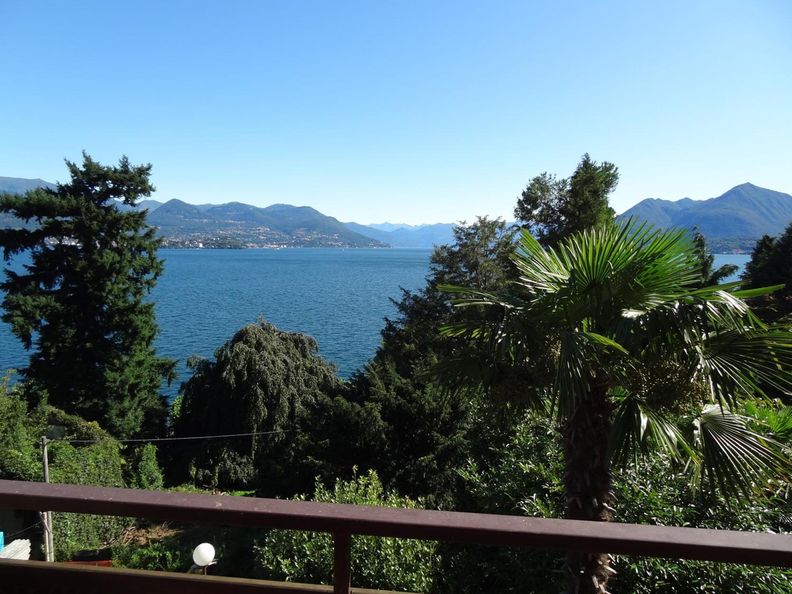 Vista Lago view 3