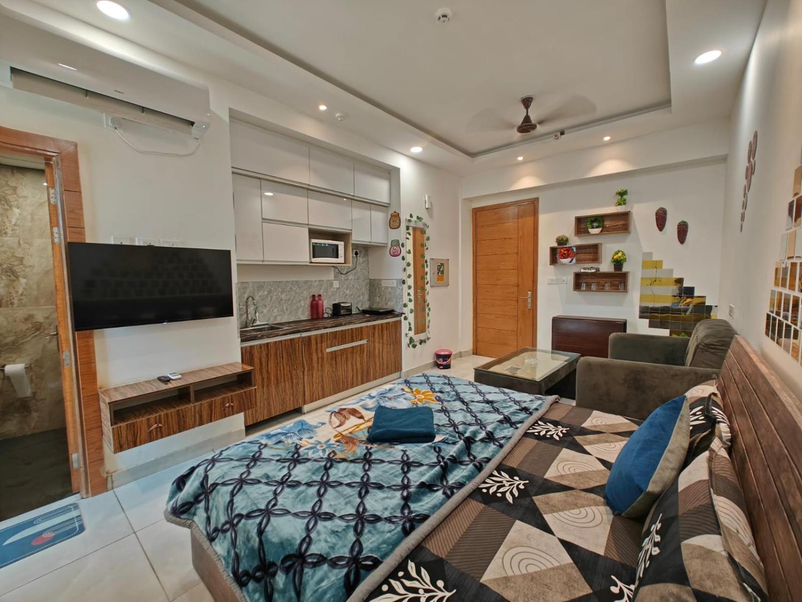 Nirvana Home Stay Couple Friendly view 4