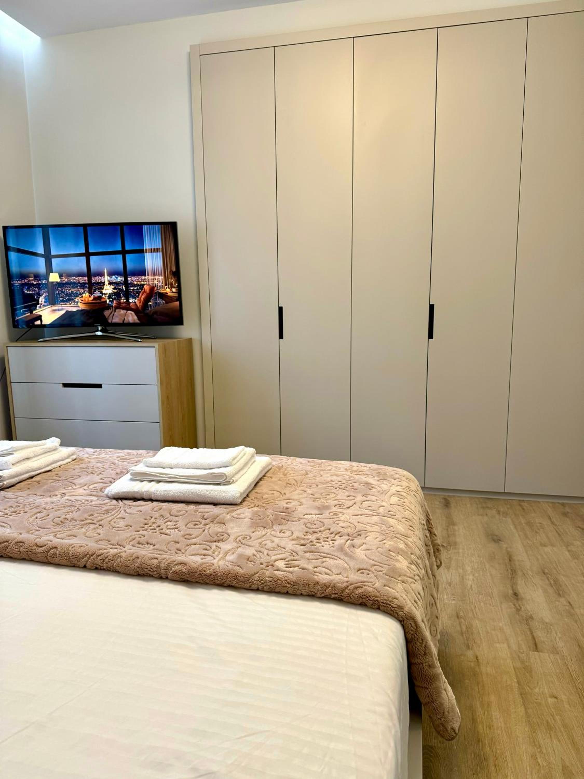 Denis Luxury Apartment Delijorgji