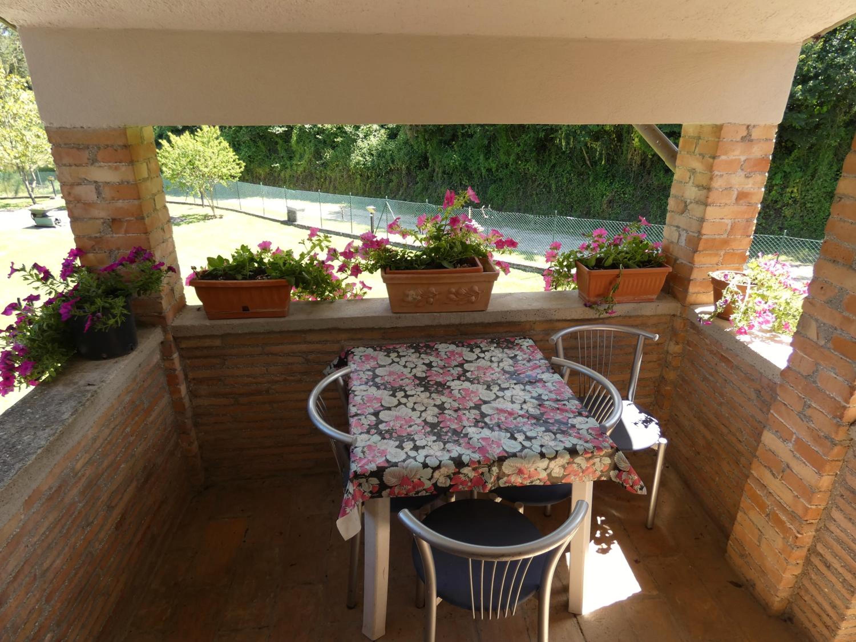 Scappo in Umbria, Casale Piccino