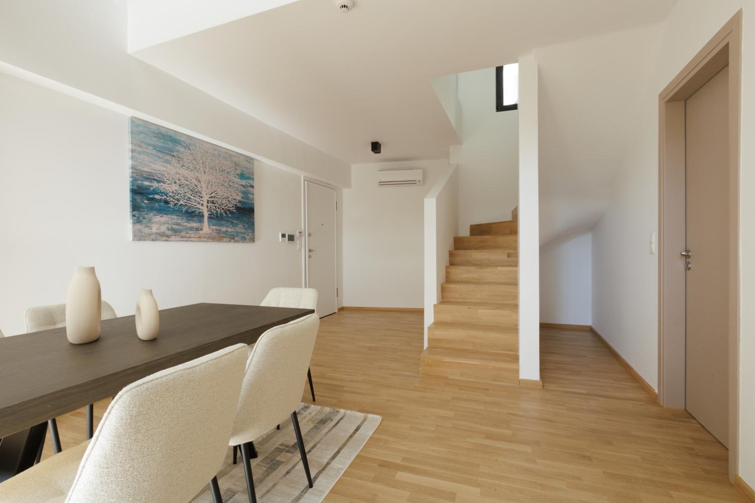 LUX&EASY Pefki Suite