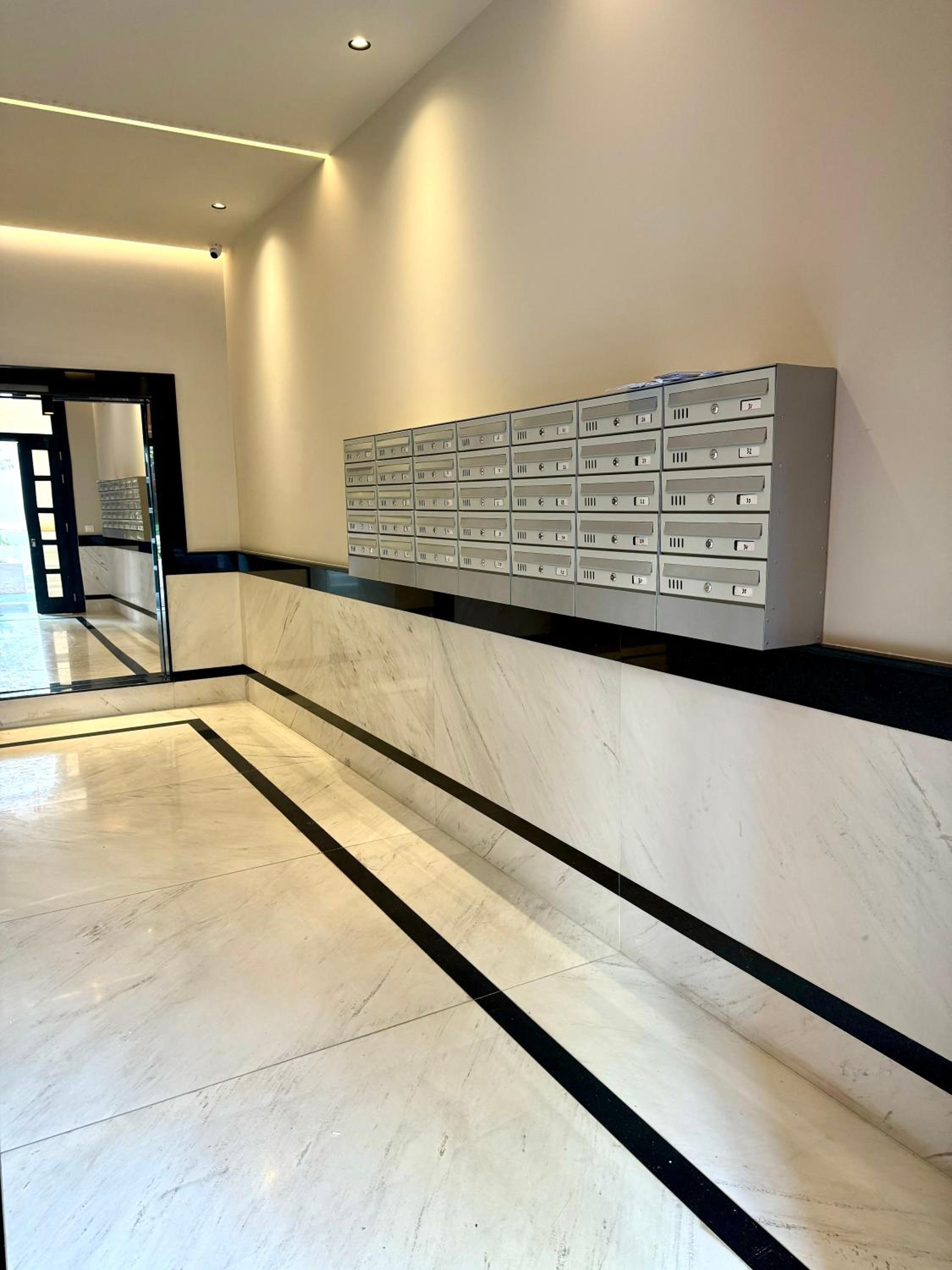 Denis Luxury Apartment Delijorgji