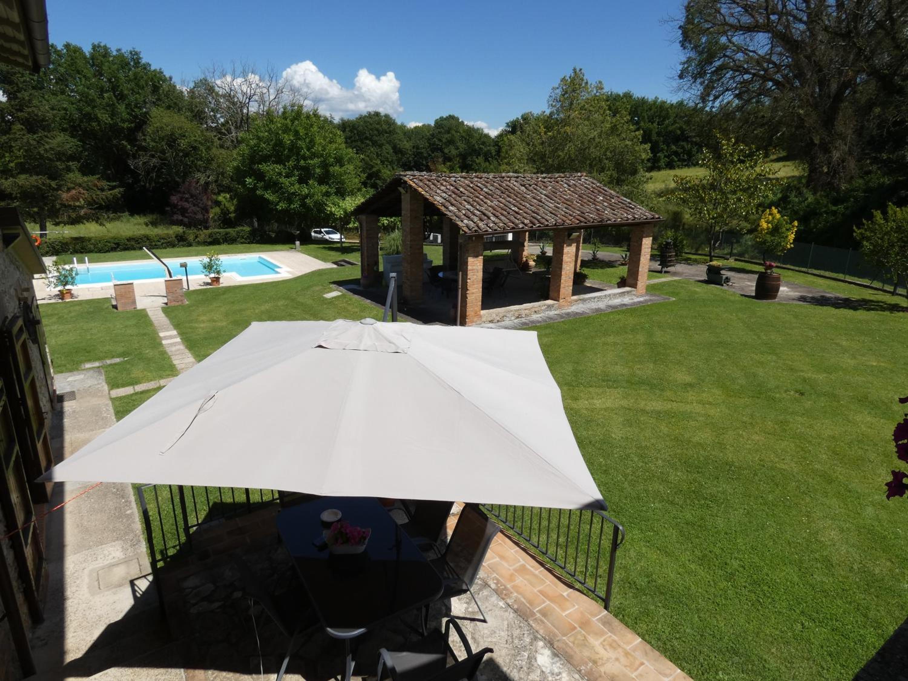 Scappo in Umbria, Casale Piccino