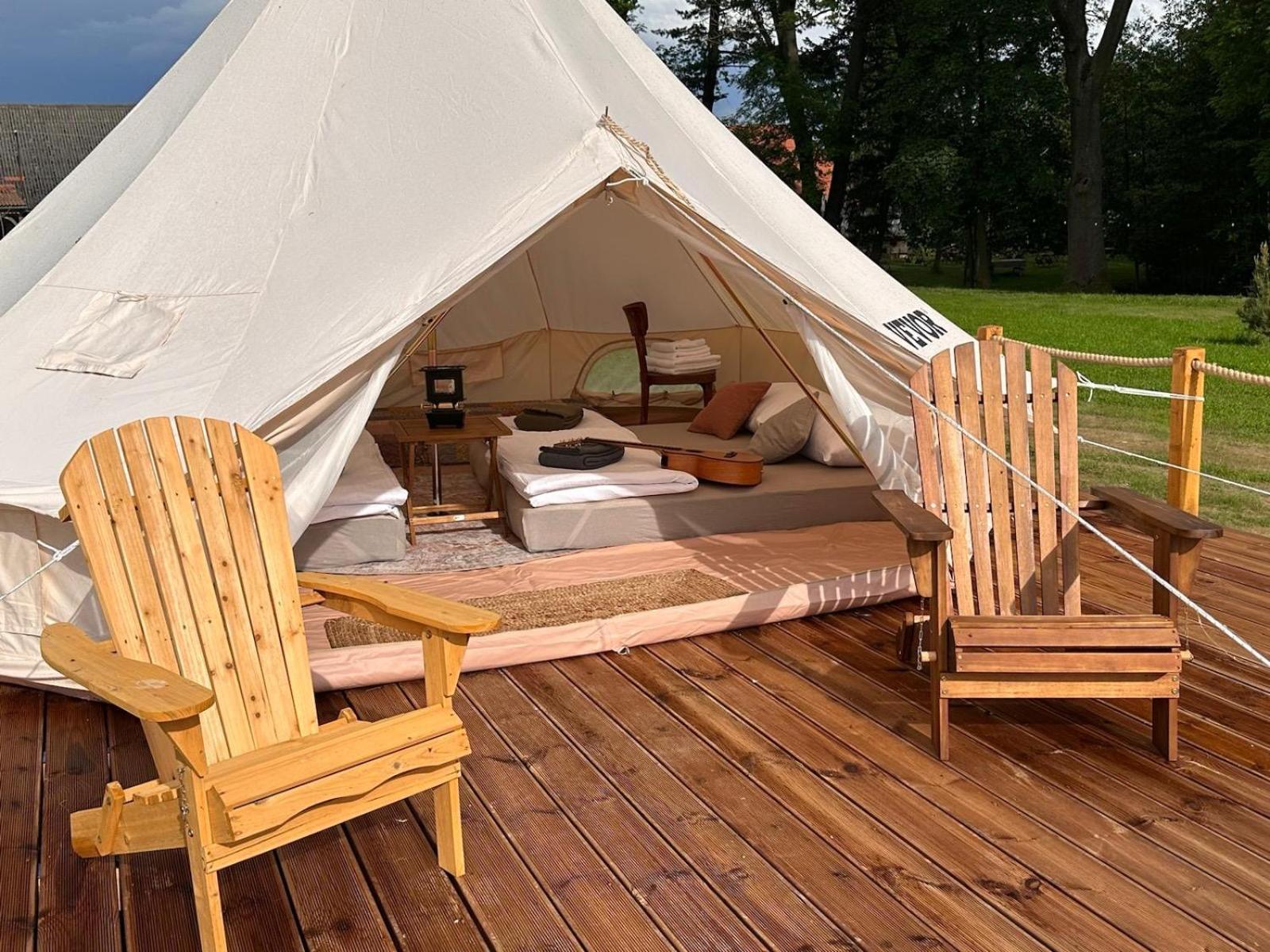 Farma Bláto - Apartmány Sýpka a glamping