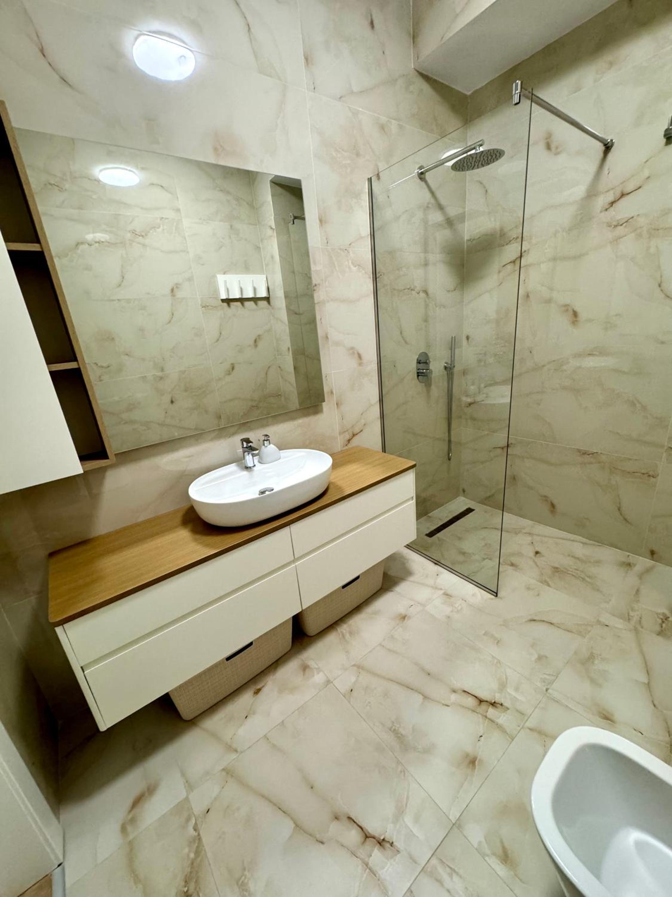 Denis Luxury Apartment Delijorgji