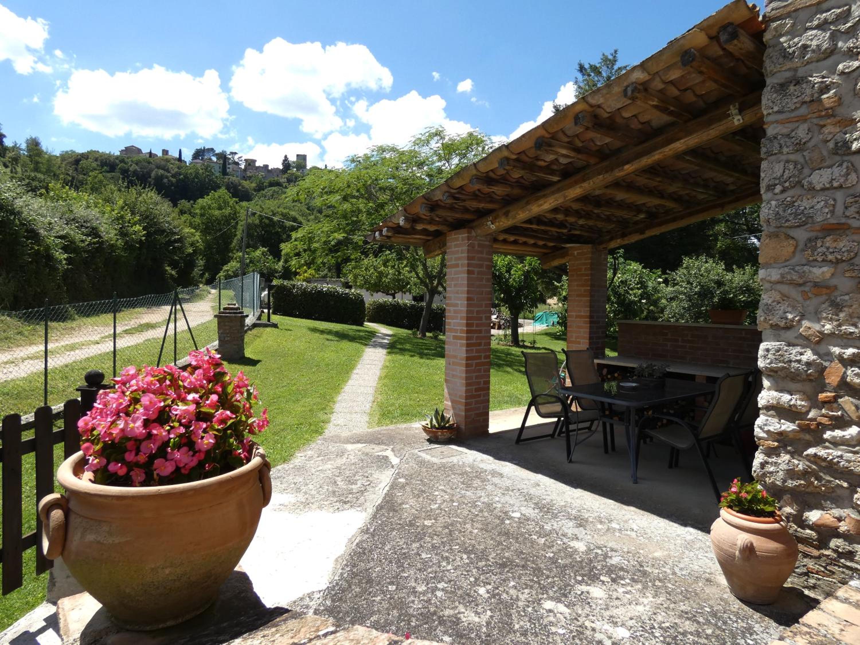 Scappo in Umbria, Casale Piccino