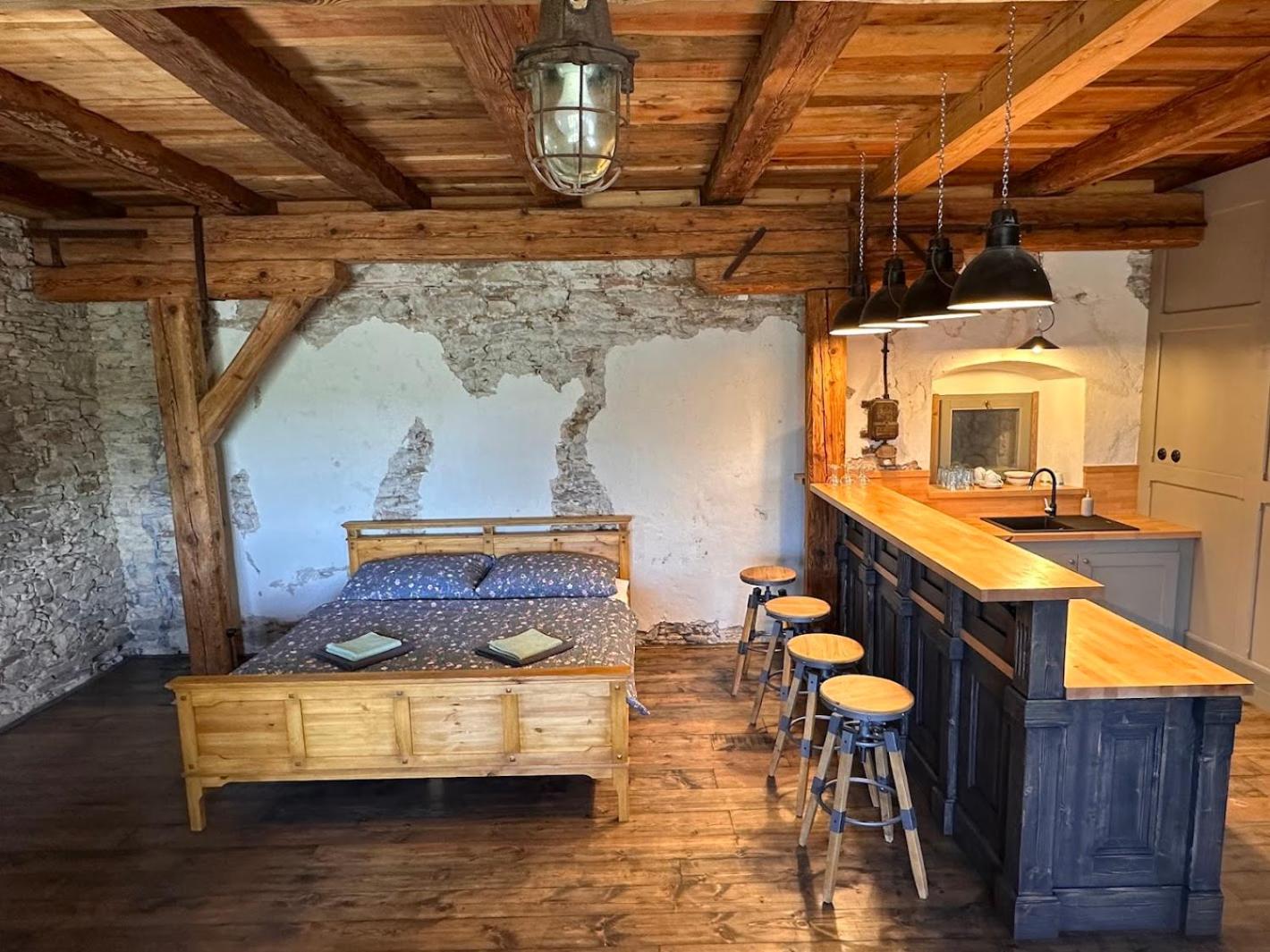 Farma Bláto - Apartmány Sýpka a glamping