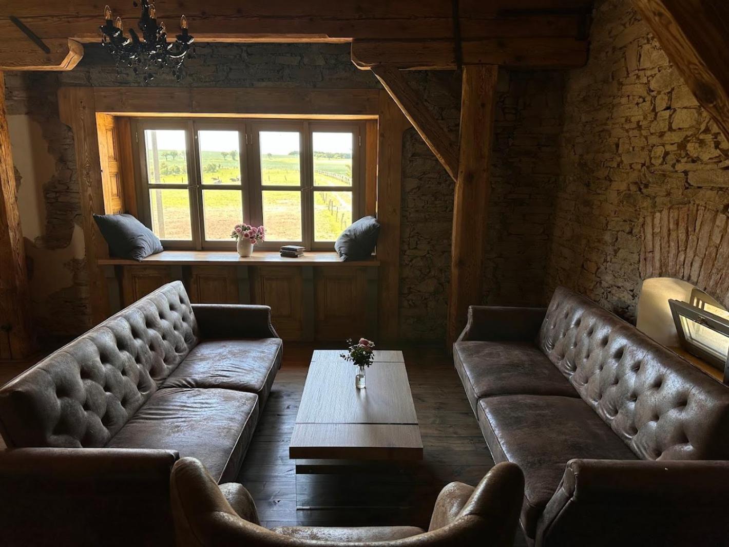 Farma Bláto - Apartmány Sýpka a glamping