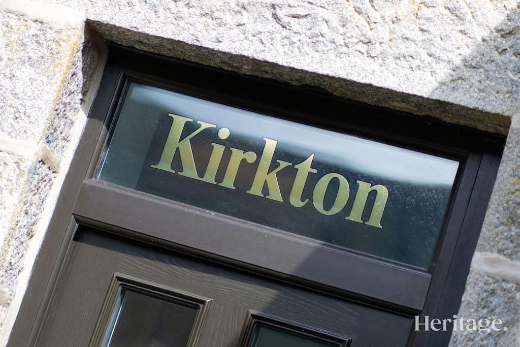 Kirkton Family Farmhouse with Hot Tub, Alford, Aberdeenshire view 3